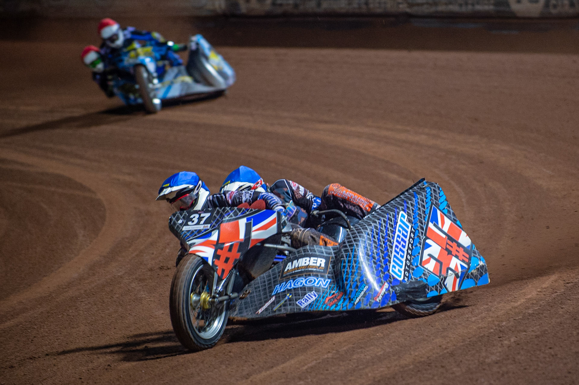 MANCHESTER, ENGLAND Mark Cossar & Carl Pugh(37) leads the final during the  ACU Sidecar Speedway Manchester Masters,  Belle Vue National Speedway Stadium, Manchester Saturday 12 October 2019 (Credit: Ian Charles | MI News)