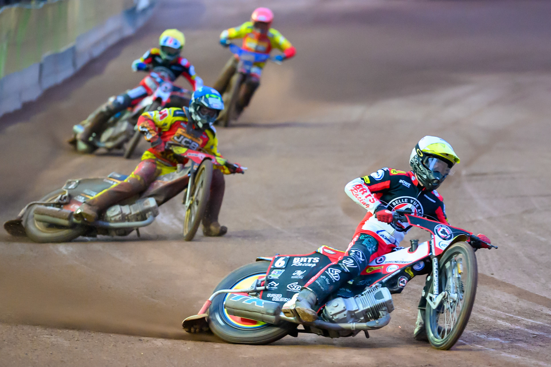 Tate Zischke of Belle Vue Aces  in White leading Joe Thompson of Leicester Lions in Blue, Will Cairns of Belle Vue Aces  in Yellow and Jordan Jenkins, Guest Rider for Leicester Lions in Red during the Rowe Motor Oil Premiership match between Leicester Lions and Belle Vue Aces at the Hydroscan Arena, Leicester on Monday 7th September 2026. (Photo: Ian Charles | MI News)