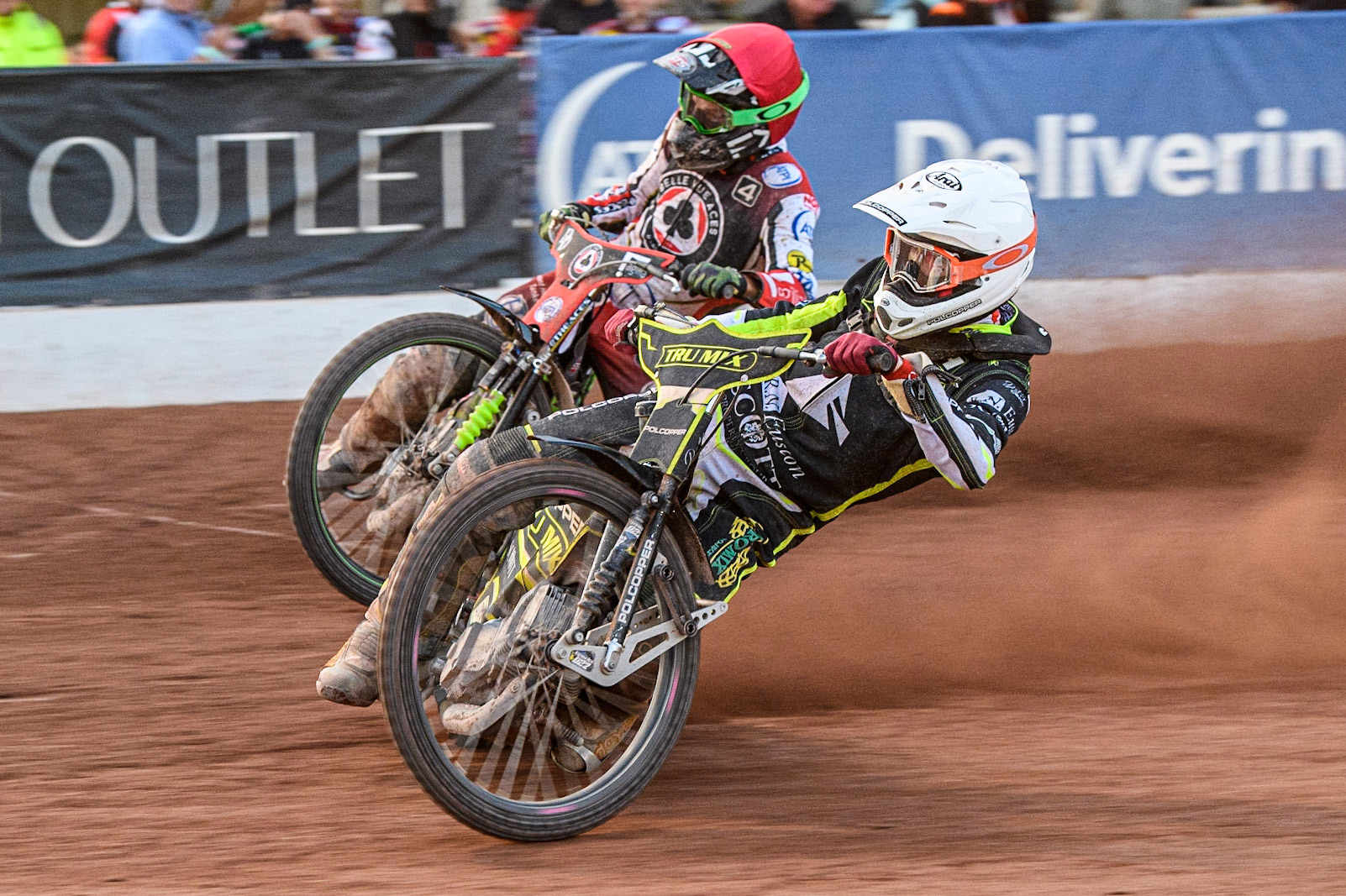 Keynan Rew inside Charles Wright (Red) during the Sports Insure Premiership match between Belle Vue Aces and Ipswich Witches at the National Speedway Stadium, Manchester on Monday 5th June 2023. (Photo: Ian Charles | MI News)