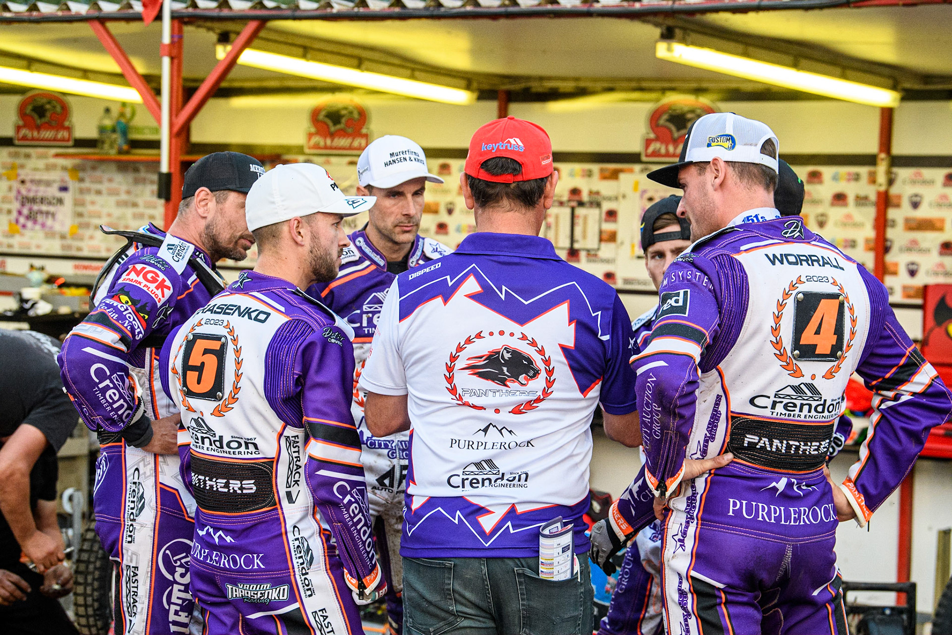 Panthers team meeting at the interval during the Sports Insure Premiership match between Peterborough and Belle Vue Aces at East of England Showground, Peterborough on Monday 26th June 2023. (Photo: Ian Charles | MI News)