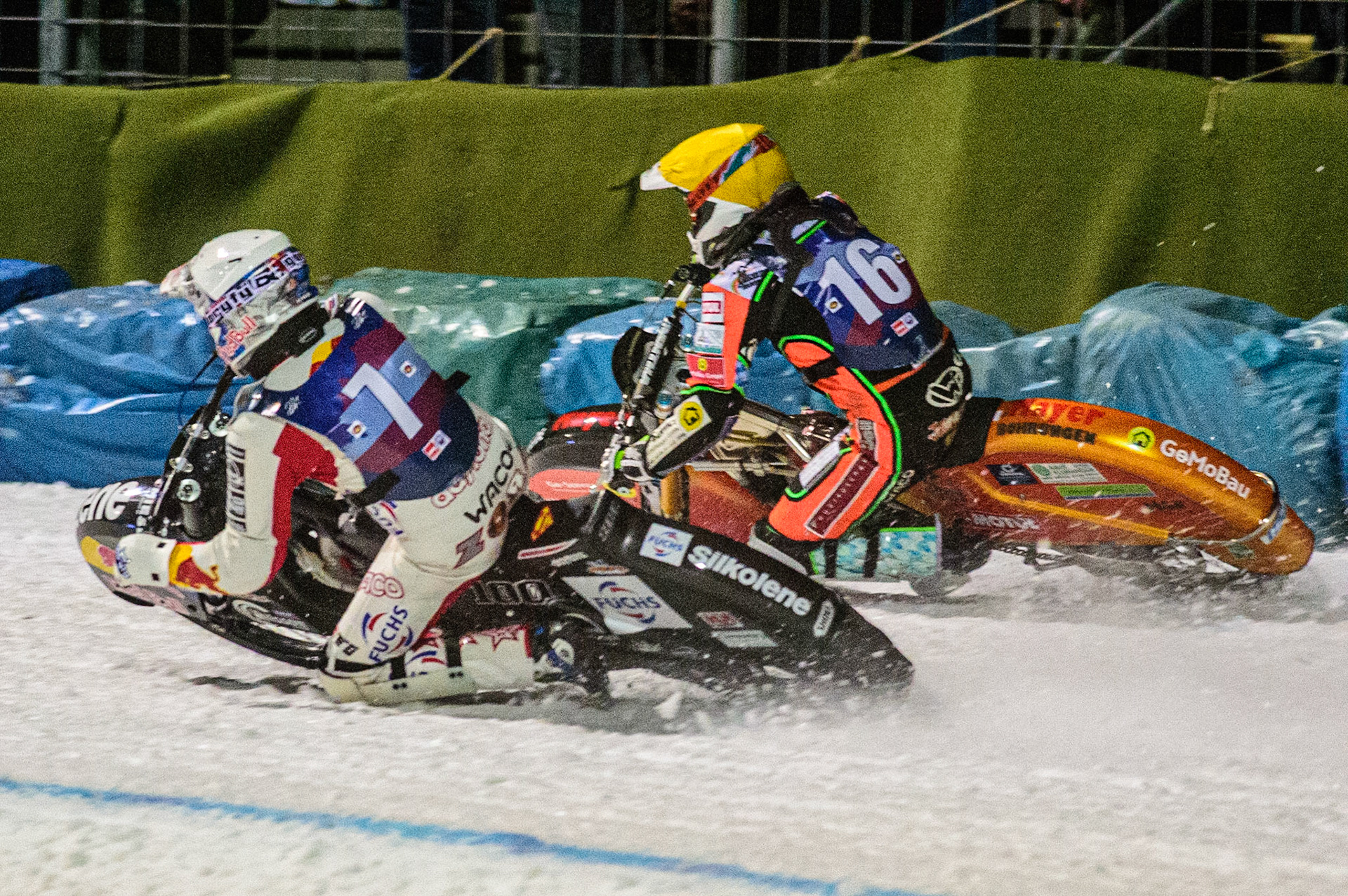 Franz Zorn (White) inside Markus Jell (Yellow) during the German Individual Ice Speedway Championship at Horst-Dohm-Eisstadion, Berlin on Friday 3rd March 2023. (Photo: Ian Charles | MI News)