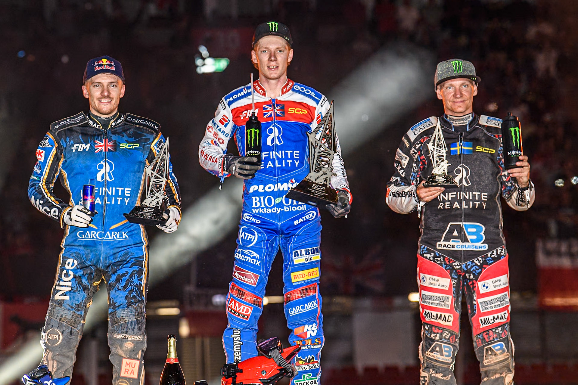 Top 3: (L to R) Robert Lambert (505) of Great Britain (2nd), Daniel Bewley (99) of Great Britain (Winner) Fredrik Lindgren (66) of Sweden (3rd) during the FIM Speedway Grand Prix of Great Britain at The Principality Stadium, Cardiff on Saturday 17th August 2024. (Photo: Ian Charles | MI News)