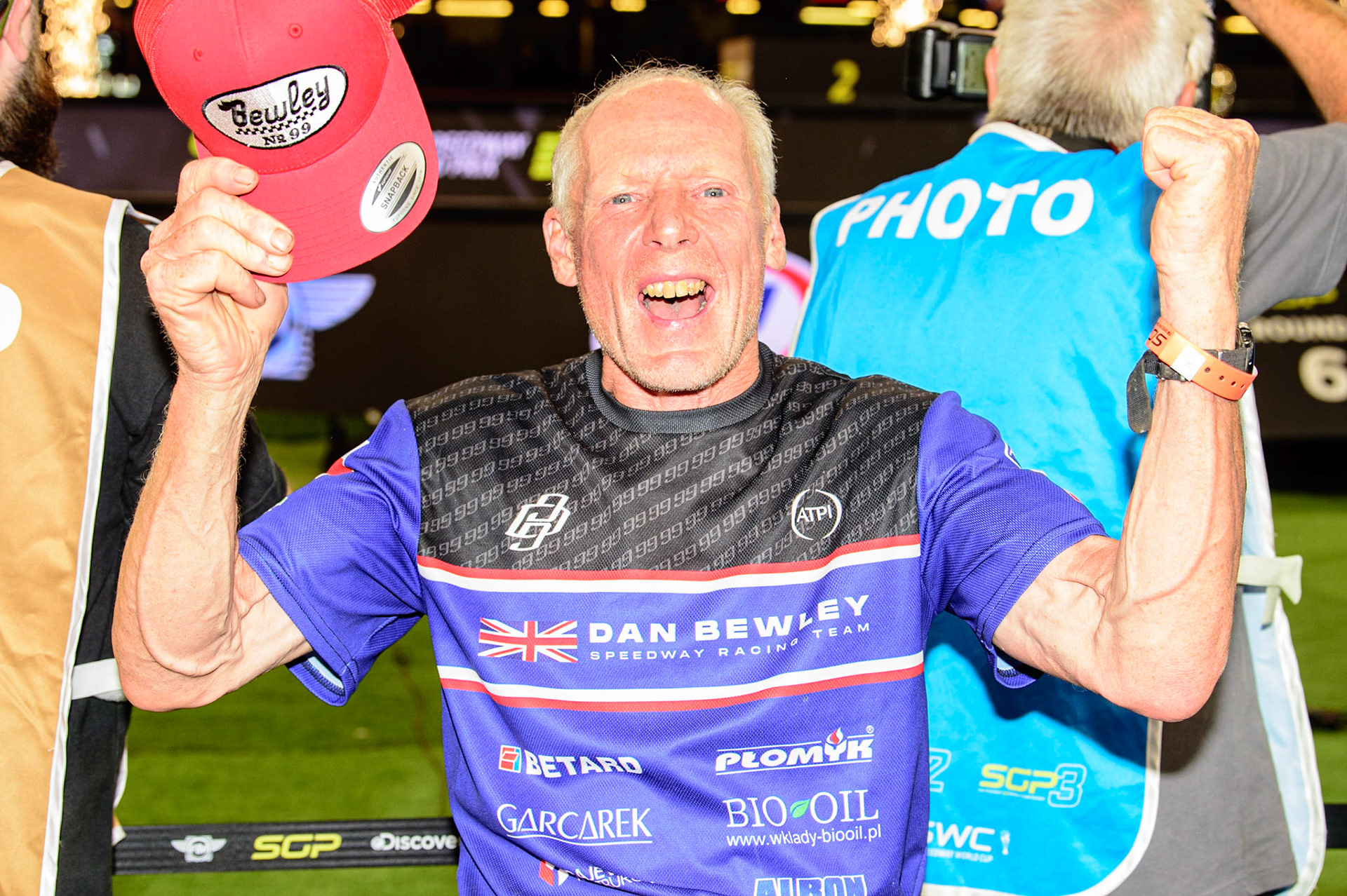 A Delighted Dad! Neoil Bewley Celebrates his son’s victory in the FIM  Speedway Grand Prix of Great Britain at the Principality Stadium, Cardiff on Saturday 13th August 2022. (Credit: Ian Charles | MI News