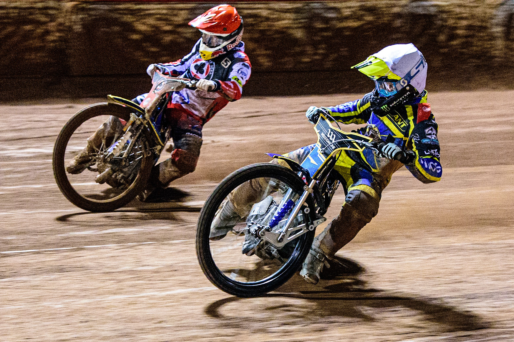 Jack Holder  (White) inside Robert Lambert  (Red) during the SGB Premiership Grand Final 1st leg between Belle Vue Aces and Sheffield Tigers at the National Speedway Stadium, Manchester on Monday 10th October 2022. (Credit: Ian Charles | MI News)