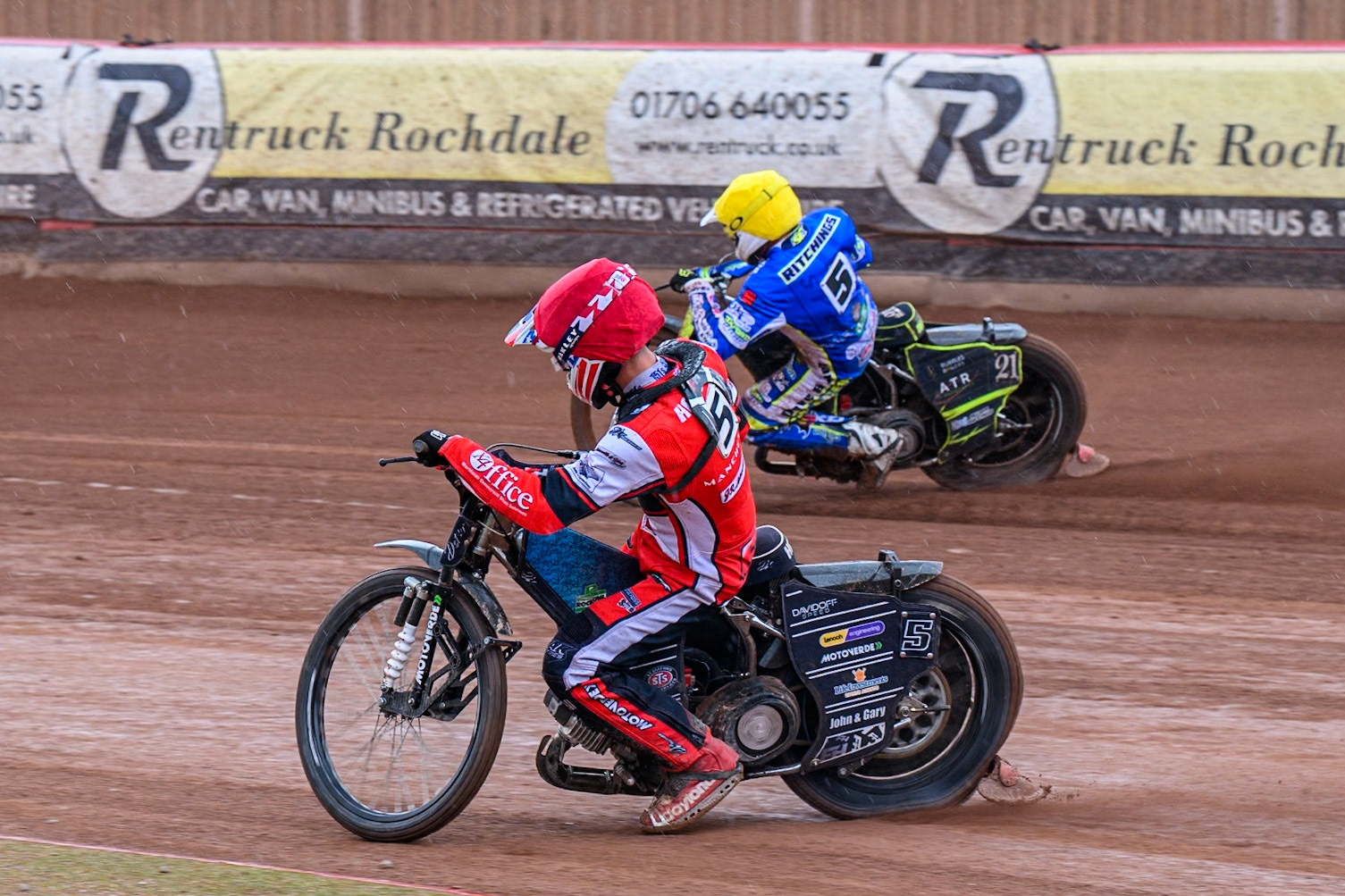 Belle Vue Colts' Freddy Hodder  in Red on the inside of Oxford Chargers' Darryl Ritchings  in Yellow during the WSRA National Development League match between Belle Vue Colts and Oxford Chargers at the National Speedway Stadium, Manchester on Sunday 1st June 2025. (Photo: Ian Charles | MI News)