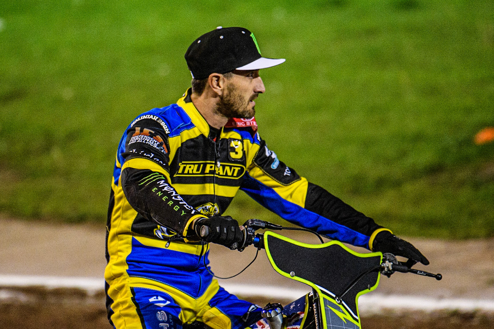 Chris Holder on the parade lap during the Sports Insure Premiership Grand Final Second Leg match between Sheffield Tigers and Ipswich Witches at Owlerton Stadium, Sheffield on Thursday 5th October 2023. (Photo: Ian Charles | MI News)