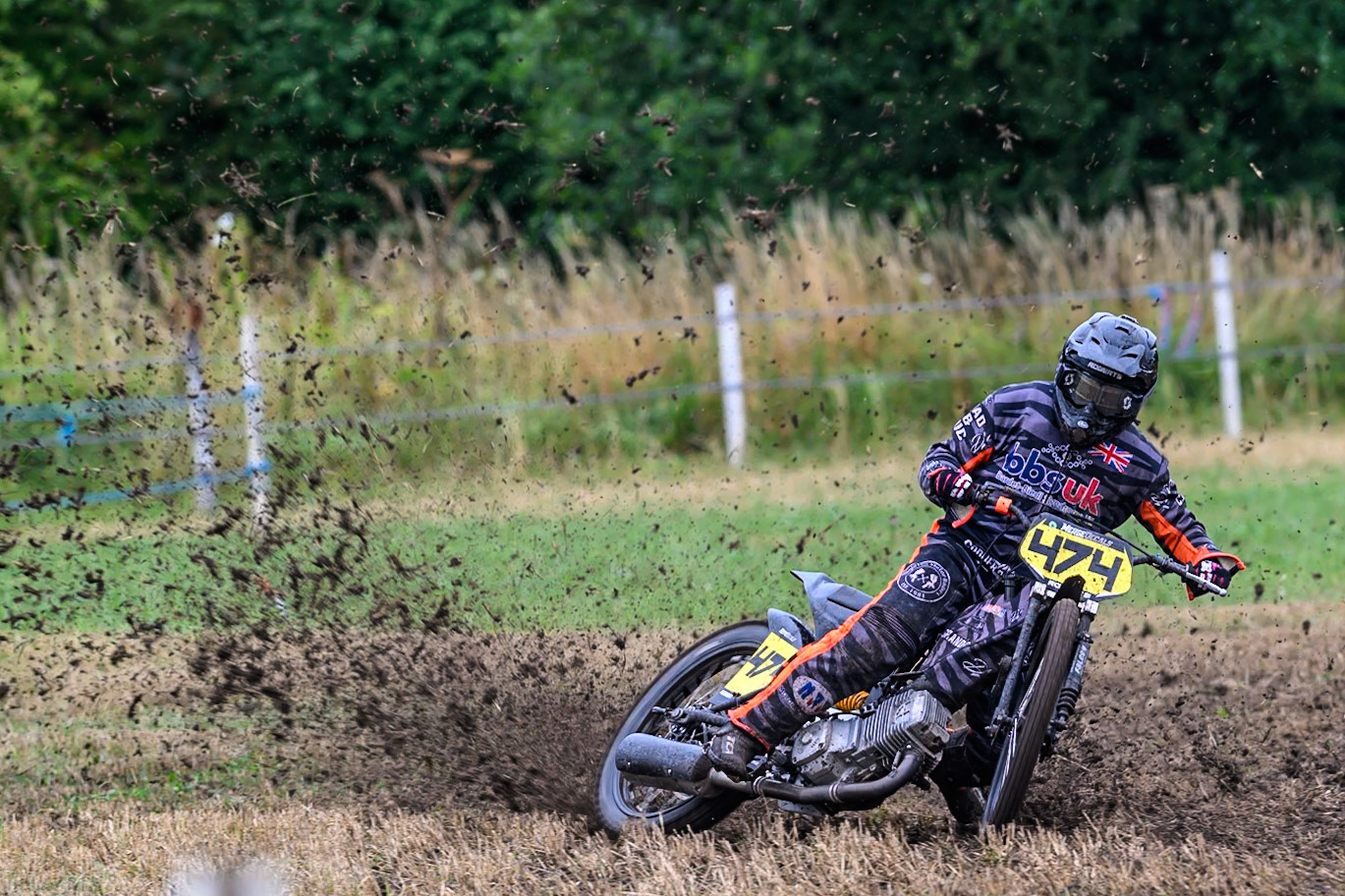 Jack Roberts (474) in action in the 500cc Class during the ACU Northern Grass Track Riders Championship at Cheshire Grass Track Club, Frog Lane, Knutsford, Cheshire on Sunday 20th July 2025. (Photo: Ian Charles | MI News)