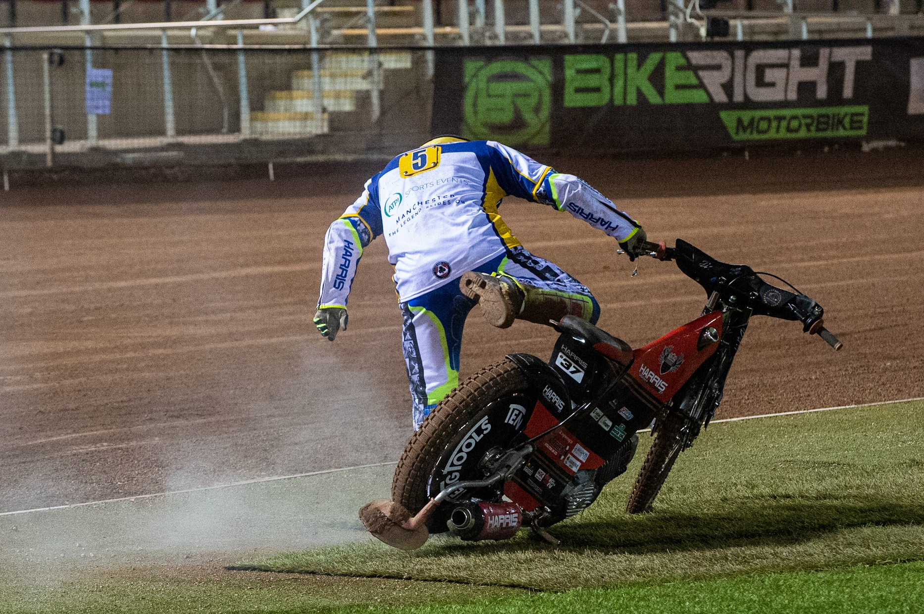 Photo: Ian CharlesJordan Palin of Belle Vue 'BikeRight' Aces (Blue) leads Chris Harris of the 'ATPI' All StarsBelle Vue ‘Bikerite ’Aces v ‘ATPI’ All Stars, Premiership Challenge, National Speedway Stadium, Manchester Thursday  24  September  2020