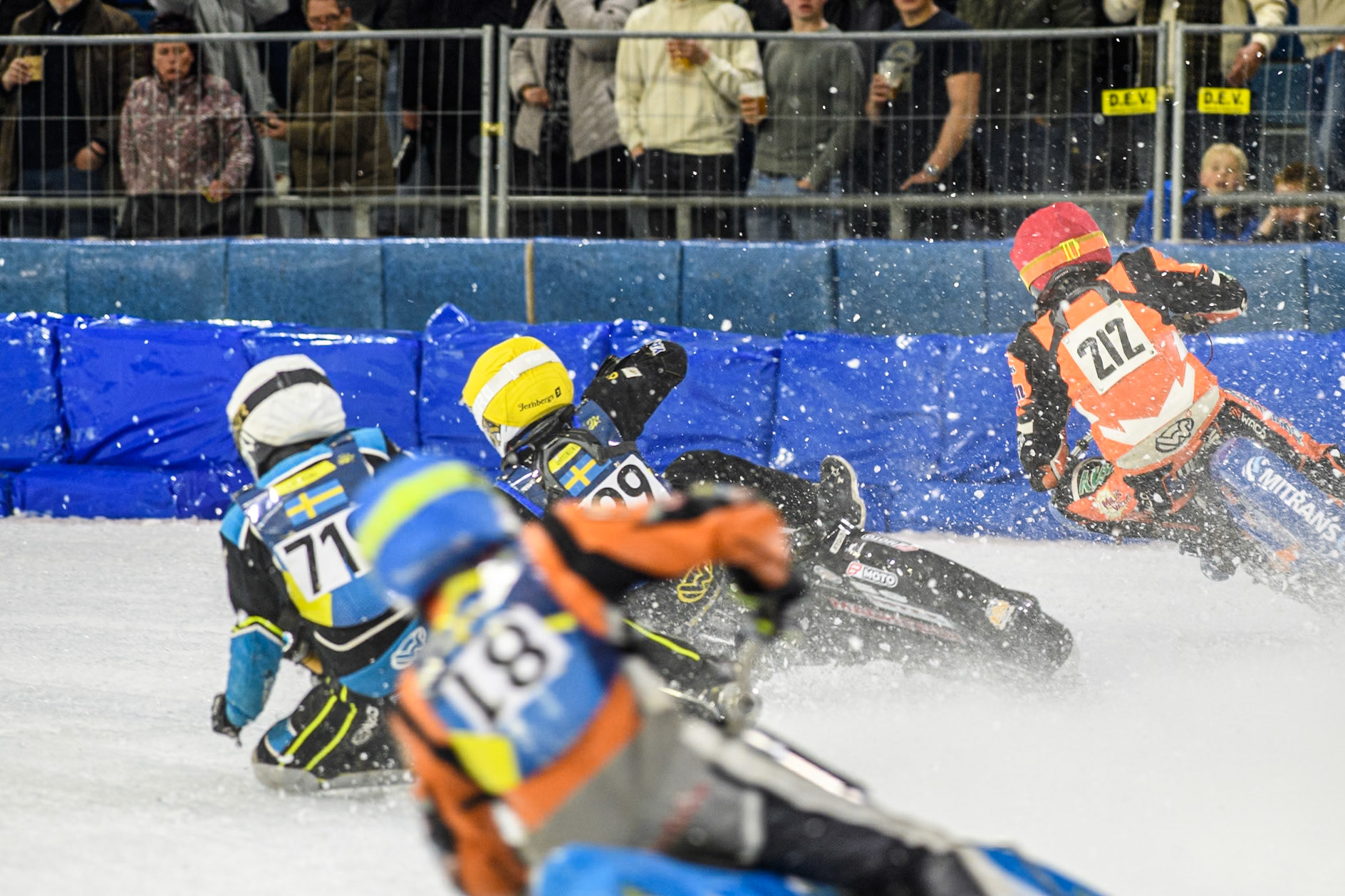 Martin Haarahiltunen (199) of Sweden loses control of his bike during the FIM Ice Speedway Gladiators World Championship, Final 3 at the Ice Stadium, Thialf, Heerenveen on Saturday 5th April 2025. (Photo: Ian Charles | MI News)