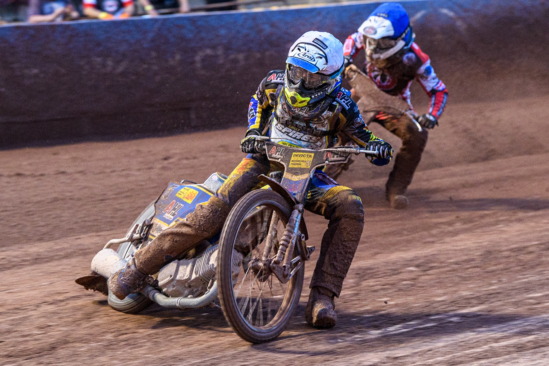 Oxford Chargers' Jamie Etherington in White leading Belle Vue Colts' Jack Shimelt  in Blue during the WSRA National Development League match between Belle Vue Colts and Oxford Chargers at the National Speedway Stadium, Manchester on Friday 2nd August 2024. (Photo: Ian Charles | MI News)