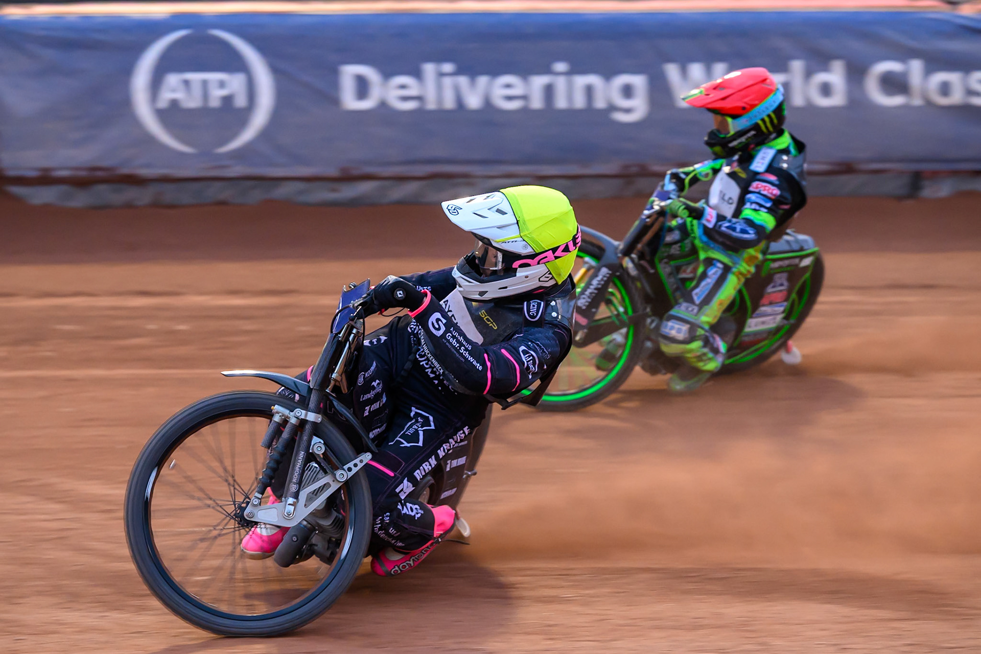 Kai Huckenbeck (744) of Germany in Yellow leading Patryk Dudek (692) of Poland in Red during the ATPI  FIM Speedway GP of Manchester at the National Speedway Stadium, Manchester on Friday 5th June 2026. (Photo: Ian Charles | MI News)