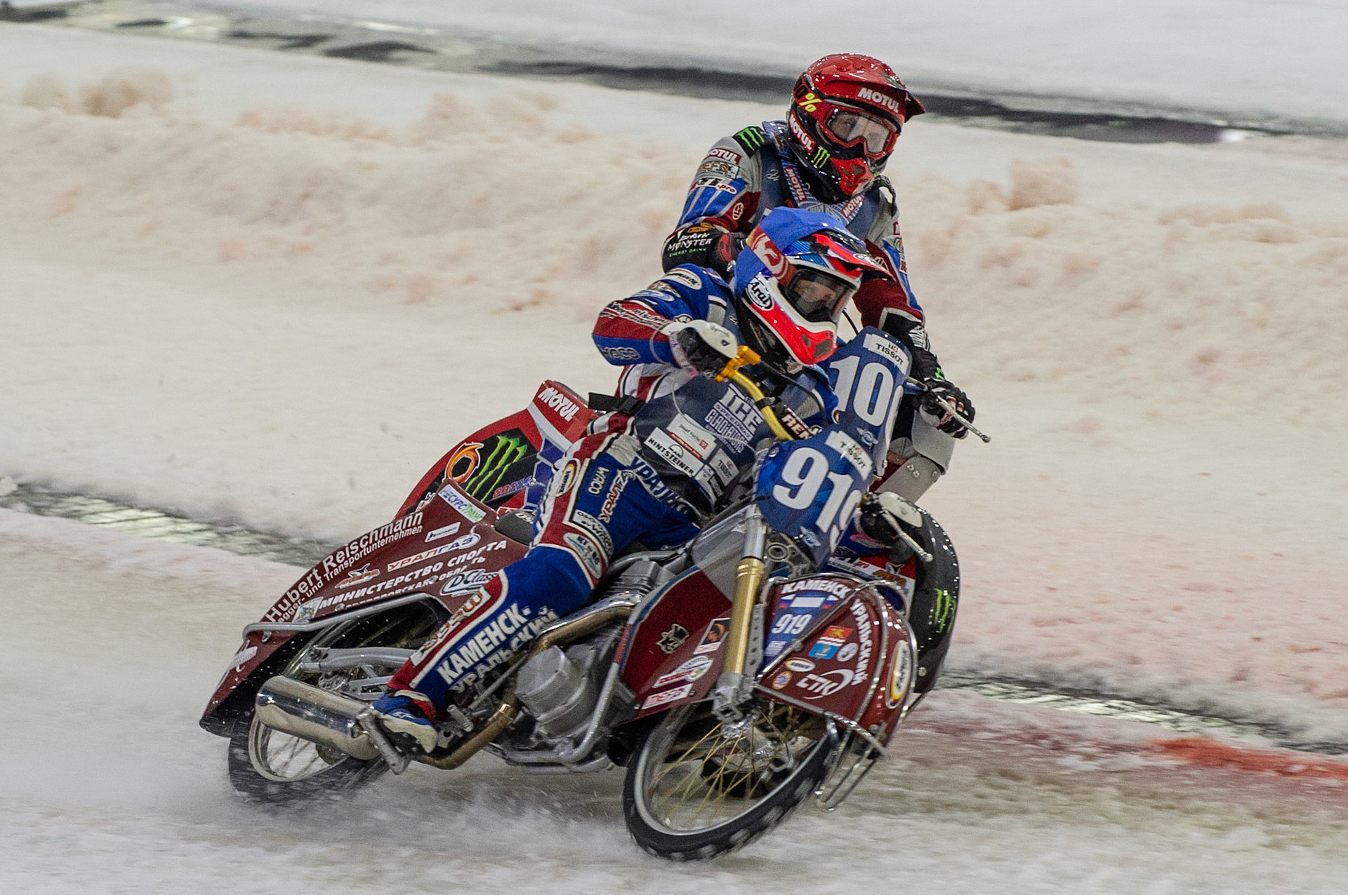 Photo: Ian Charles

Dmitri Khomitsevich (919) and Dmitri Koltakov (106) battle it out into the first turn 

FIM Ice Speedway Gladiators World Championship, Event 5.1, Ice Rink Thialf, Heerenveen, Netherlands Saturday  30  March  2019