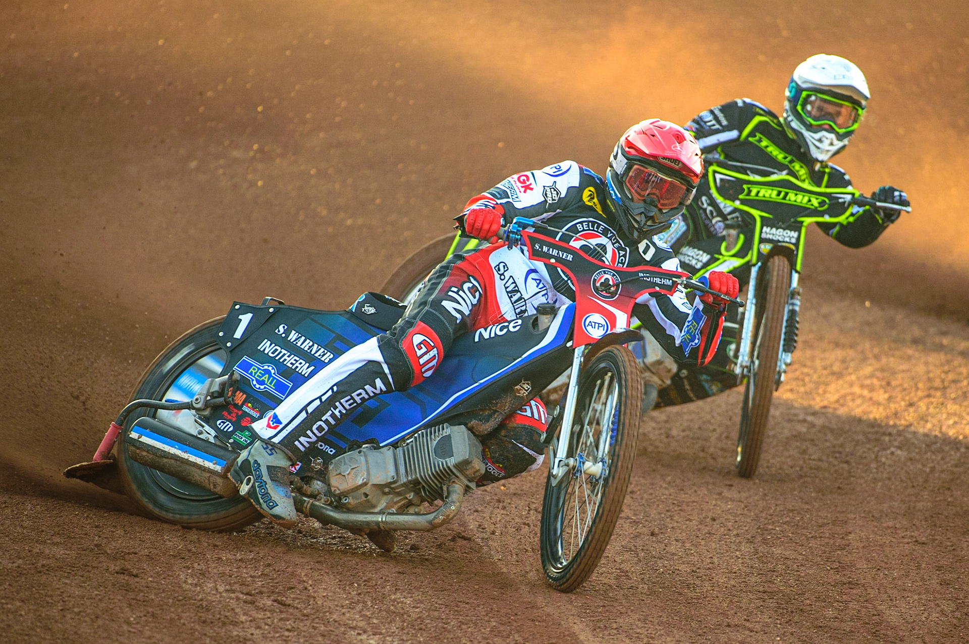 Matej Zagar  (Red) leads Jason Doyle  (White) during the SGB Premiership match between Belle Vue Aces and Ipswich Witches at the National Speedway Stadium, Manchester on Monday 8th August 2022. (Credit: Ian Charles | MI News)