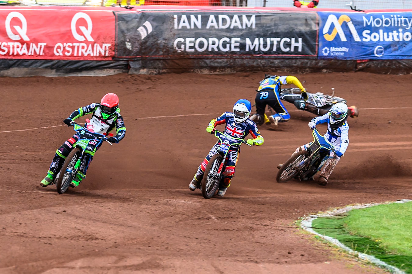 Noel Wahlquist of Sweden falls on the second turn during the FIM SGP2 Qualifying Round at the Peugeot Ashfield Stadium in Glasgow on Saturday 24th May 2025. (Photo: Ian Charles | MI News)
