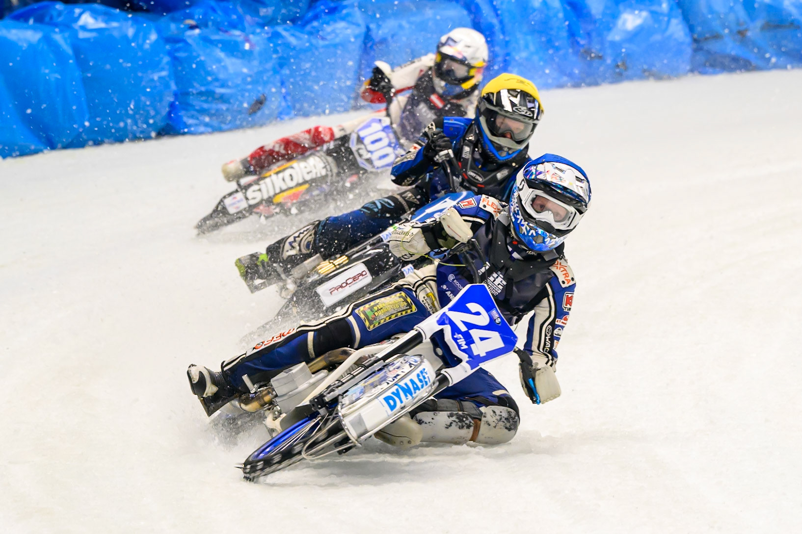 Max Koivula (24) of Finland in Blue leading Niclas Svensson (192) of Sweden in Yellow and Franz Zorn (100) of Austria in White during the Ice Speedway Gladiators World Championship Final 2 at Max-Aicher-Arena, Inzell on Sunday 15th March 2026. (Photo: Ian Charles | MI News)