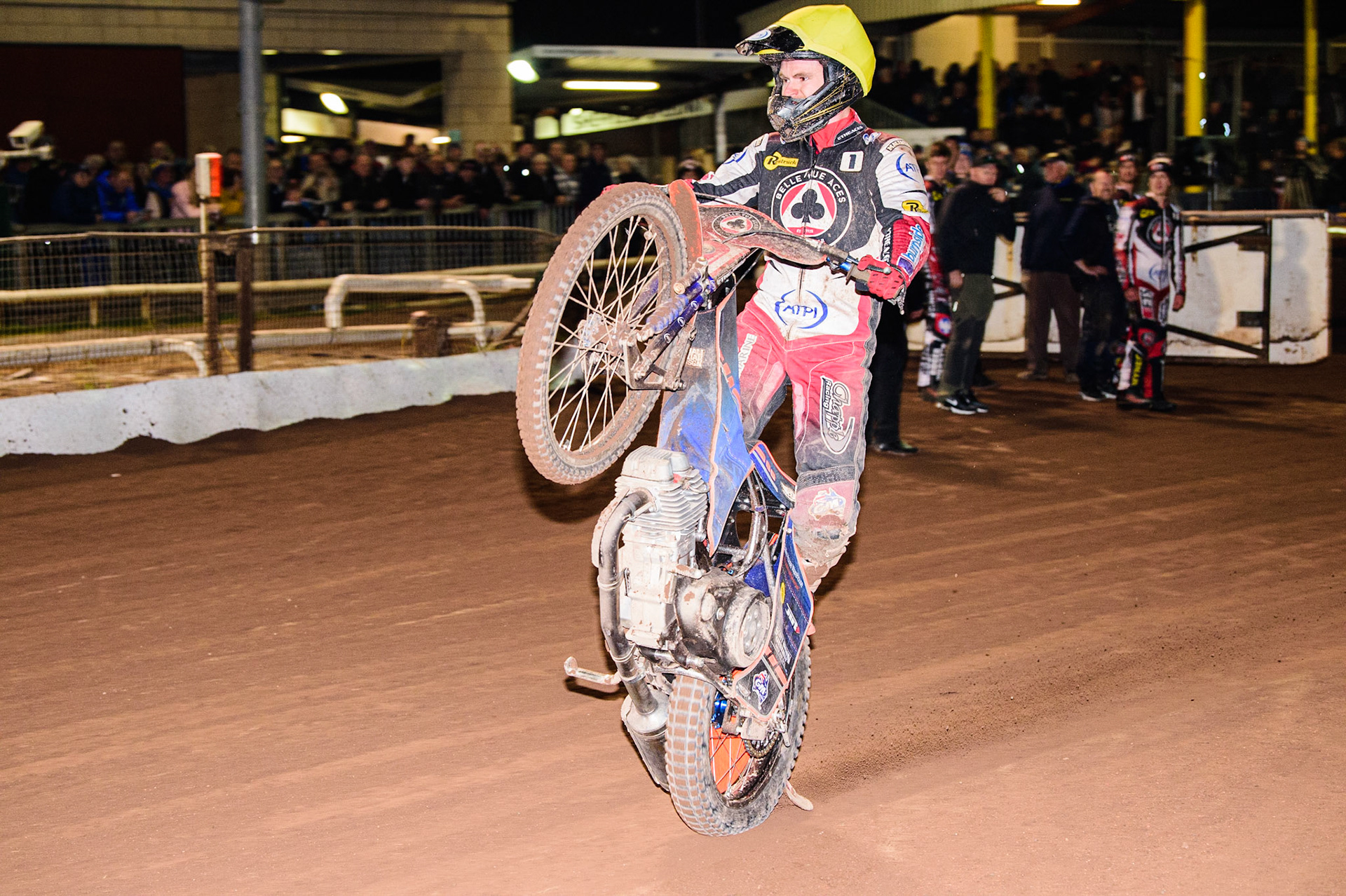 Brady Kurtz  celebrates with a wheelie during the SGB Premiership Grand Final 2nd Leg between Sheffield Tigers and Belle Vue Aces at Owlerton Stadium, Sheffield on Thursday 13th October 2022. (Credit: Ian Charles | MI News)