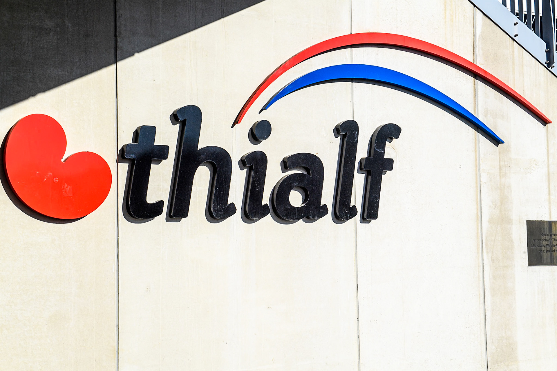 The Thialf Logo at the entrance to the stadium during the FIM Ice Speedway Gladiators World Championship, Final 4 at the Ice Stadium, Thialf, Heerenveen on Sunday 6th April 2025. (Photo: Ian Charles | MI News)