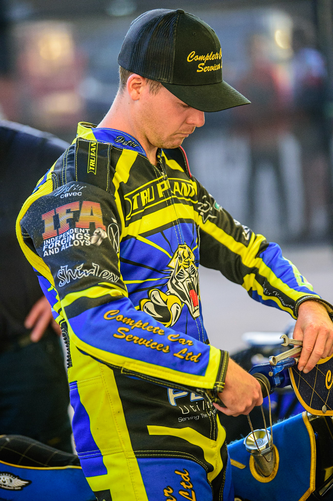 Kyle Howarth  works on his bike during the SGB Premiership match between Belle Vue Aces and Sheffield Tigers at the National Speedway Stadium, Manchester on Monday 5th September 2022. (Credit: Ian Charles | MI News)