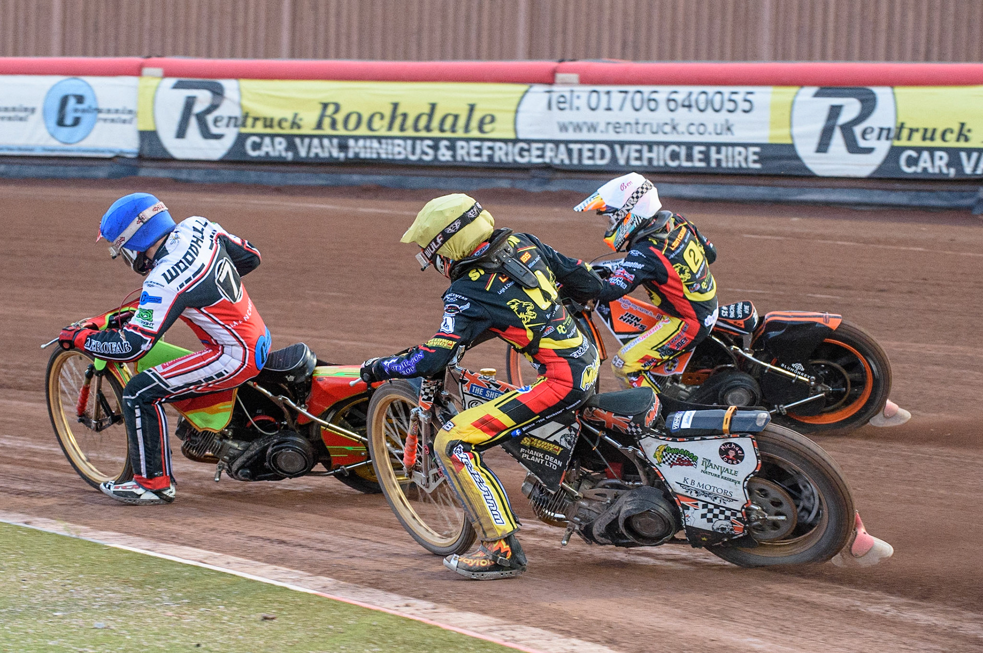 MANCHESTER, UK. JULY 29TH   Ben Woodhull  (Blue) leads Ben Trigger  (White) and Mickie Simpson  (Yellow) during the National Development League match between Belle Vue Colts and Leicester Lion Cubs at the National Speedway Stadium, Manchester on Thursday 29th July 2021. (Credit: Ian Charles | MI News)
