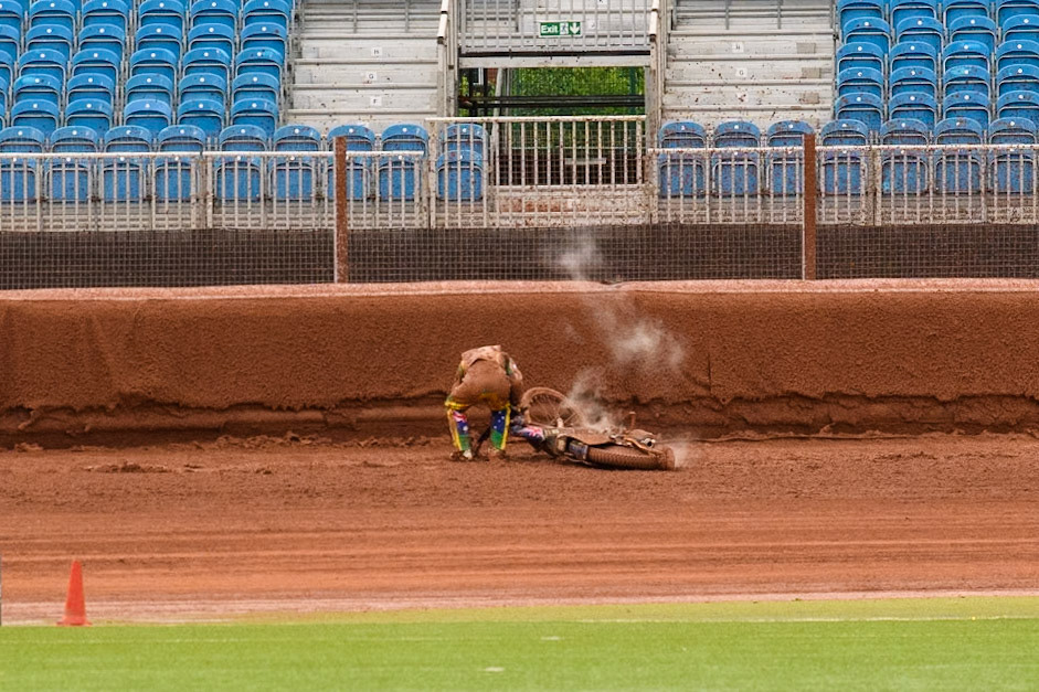 Jack Holder of Australia hits the dirt and is a faller during the Monster Energy FIM Speedway of Nation Semi Final 2 at the National Speedway Stadium, Manchester on Wednesday 10th July 2024. (Photo: Ian Charles | MI News)