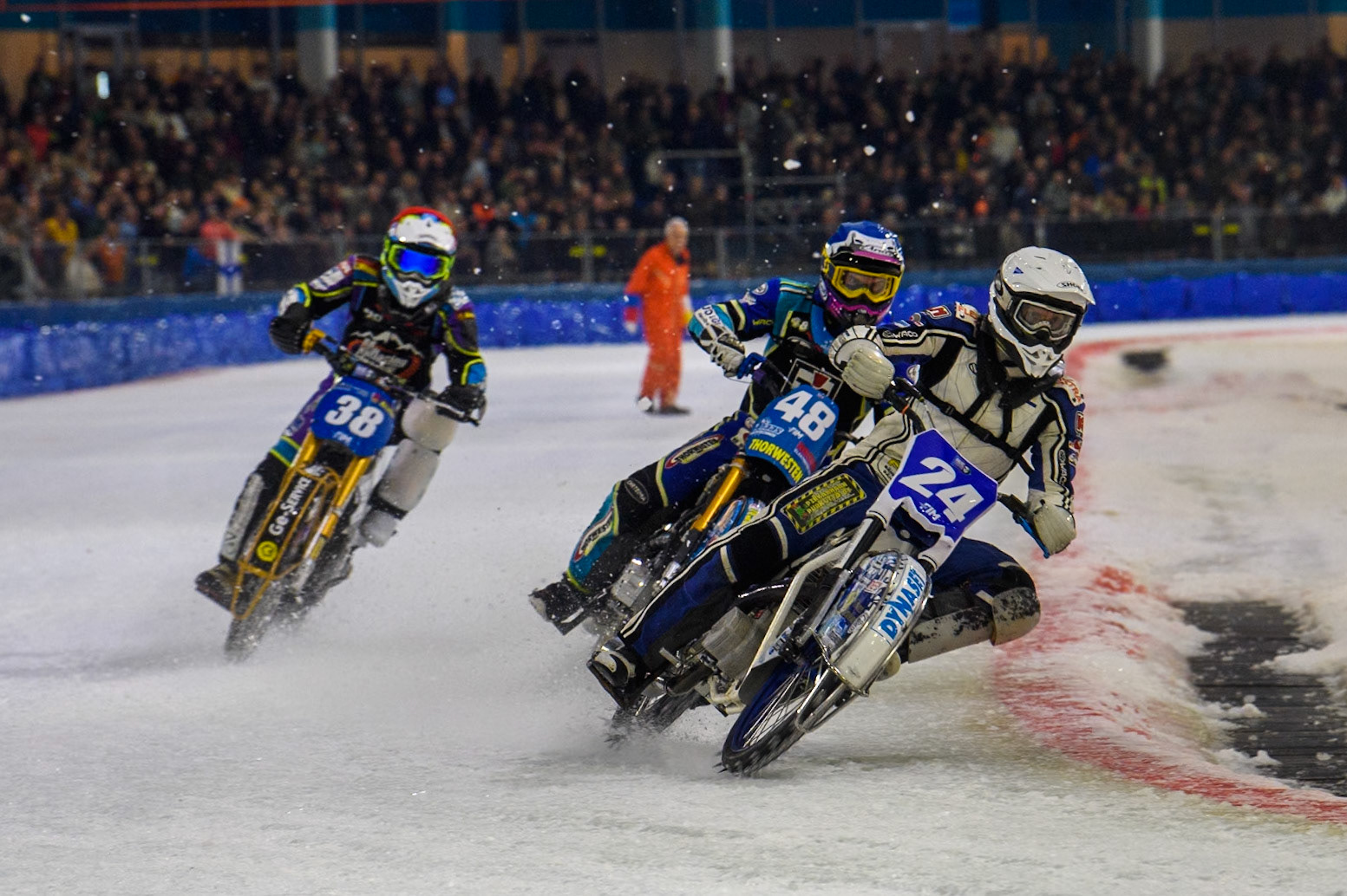 Max Koivula (24) of Finland in White leading Luca Bauer (48) of Germany in Blue and Maximilian Niedermaier (38) of Germany in Red during the FIM Ice Speedway Gladiators World Championship, Final 3 at the Ice Stadium, Thialf, Heerenveen on Saturday 5th April 2025. (Photo: Ian Charles | MI News)