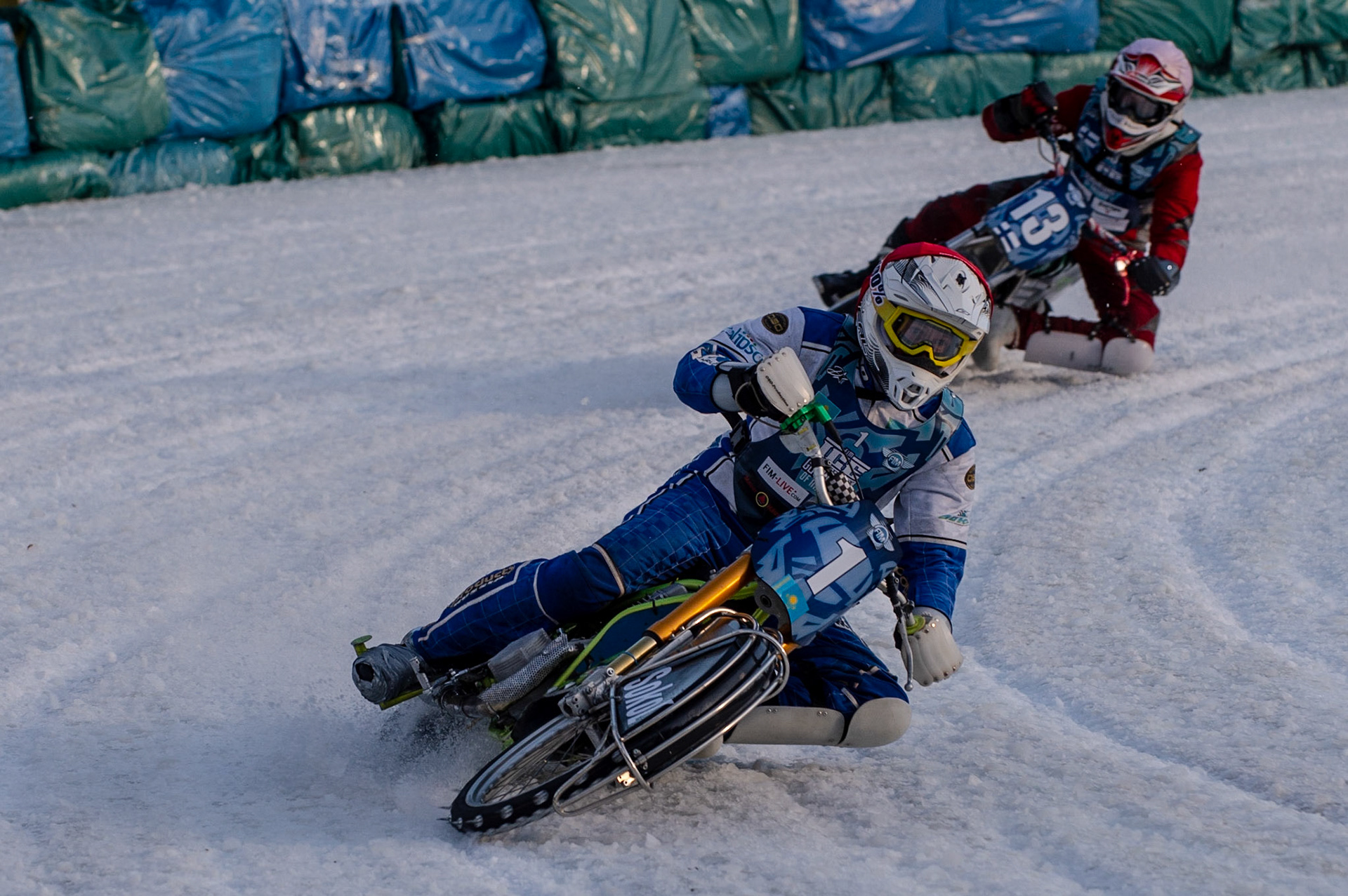 BERLIN GERMANY  - March 1  Pavel Nekrasov (Red) leads Matti Isoaho (White)  during the Ice Speedway of Nations at the Horst-Dohm-Eisstadion, Berlin,  on Sunday 1 March 2020. (Credit: Ian Charles | MI News)