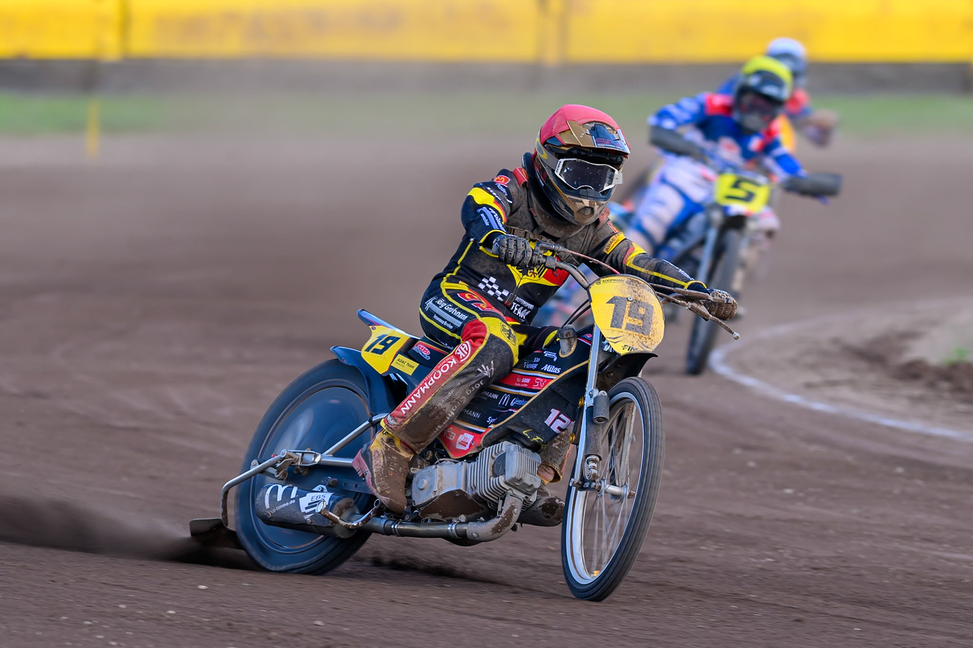 Lukas Fienhage (19) of Germany in Red leading Tino Bouin (5) of France  in Green during the FIM Long Track of Nations 2026 at the Speed Centre Roden in the Netherlands on Sunday 20th September 2026. (Photo: Ian Charles | MI News)