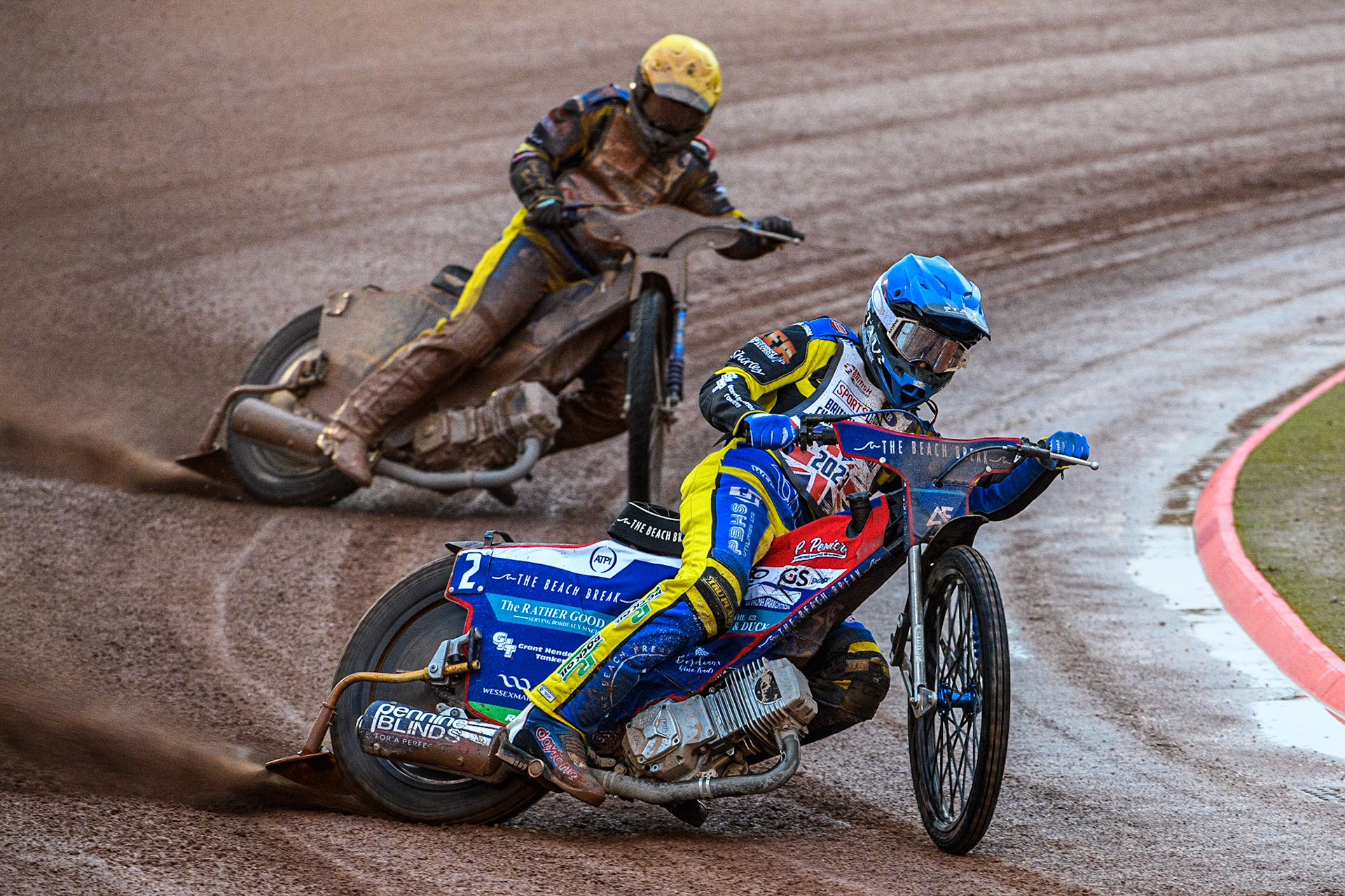 Adam Ellis (Blue) leads Kyle Howarth (Yellow) during the Sports Insure British Speedway Final at the National Speedway Stadium, Manchester on Monday 14th August 2023. (Photo: Ian Charles | MI News)