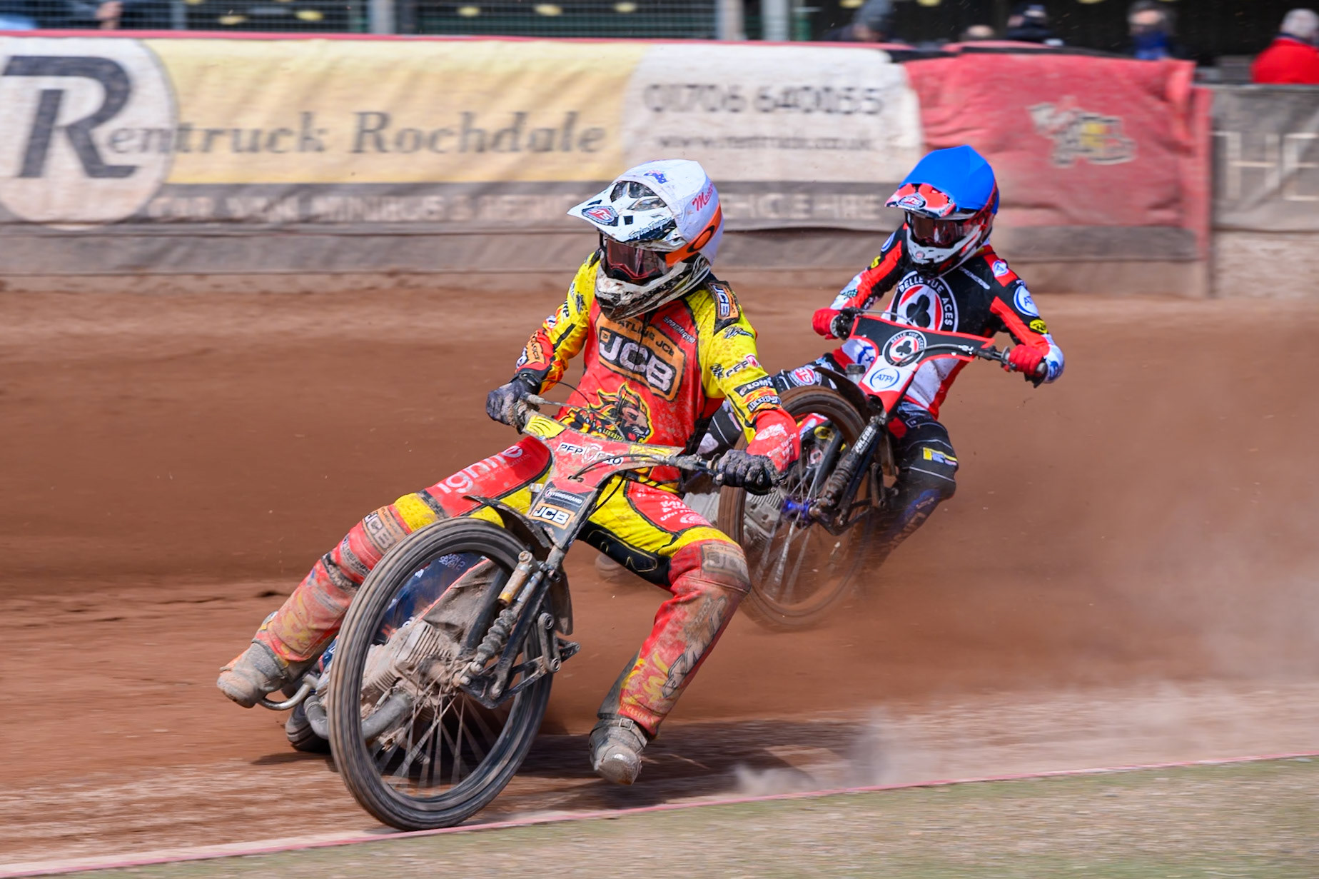 Sam Masters of Leicester Lions  in White leading Zach Cook of Belle Vue Aces  in Blue during the Knockout Cup Northern Section match between Belle Vue Aces and Leicester Lions at the National Speedway Stadium, Manchester on Monday 6th April 2026. (Photo: Ian Charles | MI News)