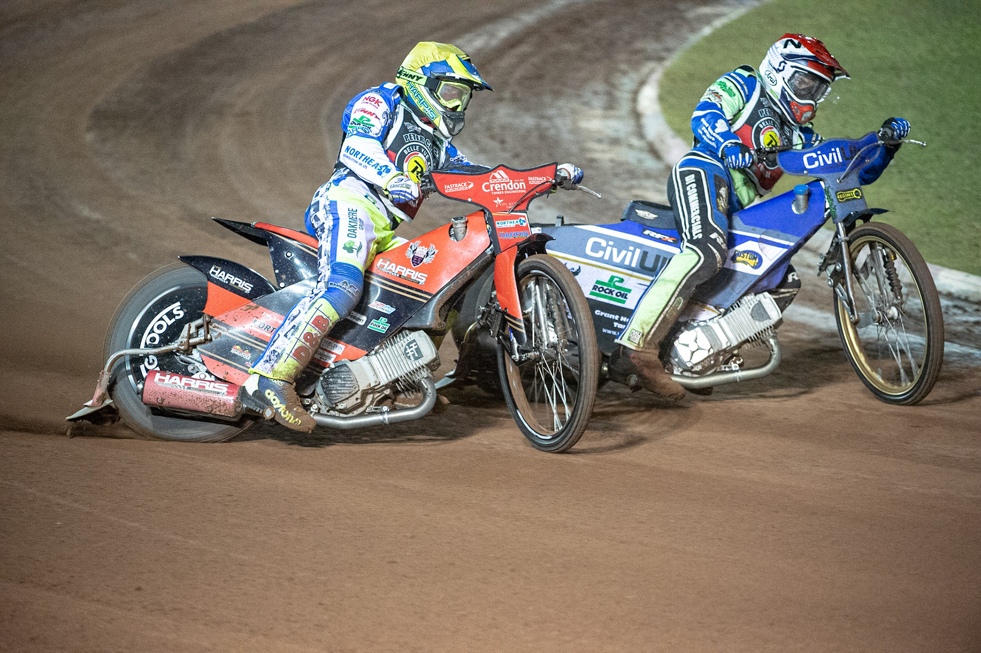 Photo: Ian CharlesChris Harris (Yellow) outside Richie Worrall (Red)Peter Craven Memorial Trophy, National Speedway Stadium, Manchester Thursday  22  October  2020