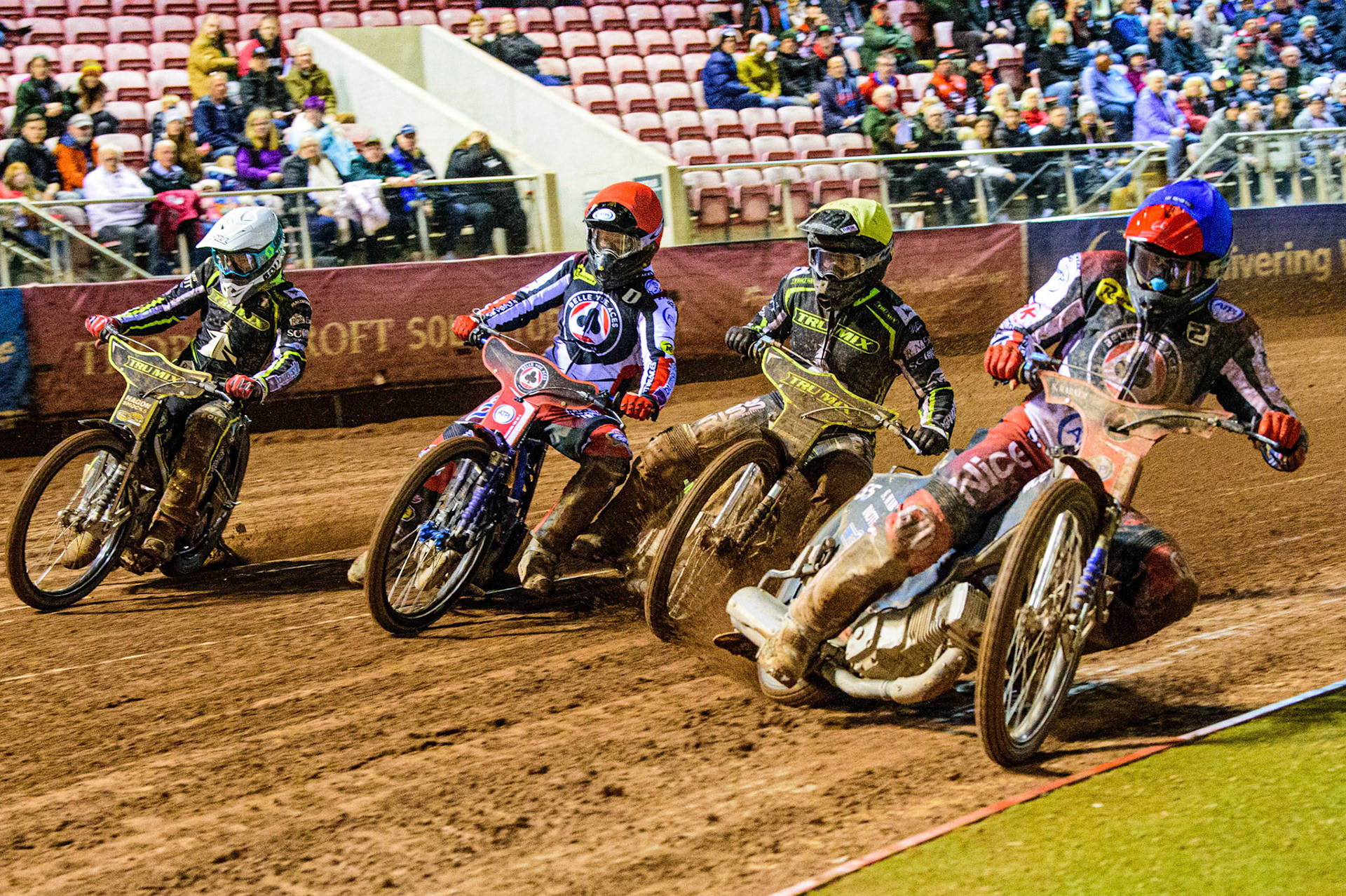 Grand Final: Matej Zagar (Blue) inside Erik Riss (Yellow), Brady Kurtz (Red) and Jason Doyle (White) during the Grant Henderson Pairs at the National Speedway Stadium, Manchester on Thursday 27th October 2022. (Credit: Ian Charles | MI NEWS)