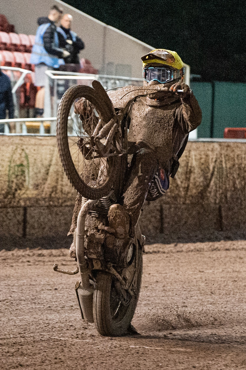Photo: Ian Charles

Jason Edwards  pulls a wheelie

Belle Vue Colts v Mildenhall Fen Tigers, National League, Belle Vue National Speedway Stadium, Manchester, Monday 2  September  2019