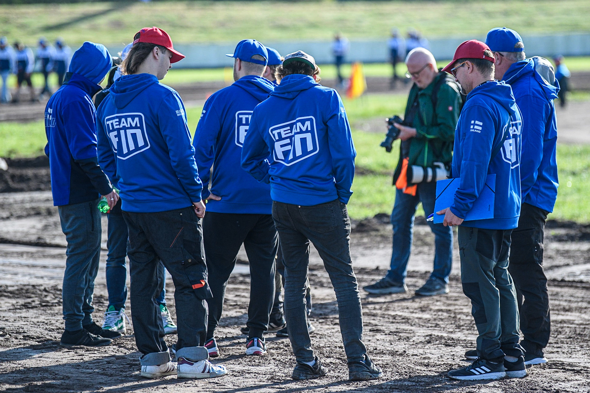 Team Finland’s on Track meeting during the FIM Long Track Of Nations event at the Speed Centre Roden on Sunday 24th September 2023. (Photo: Ian Charles | MI News)