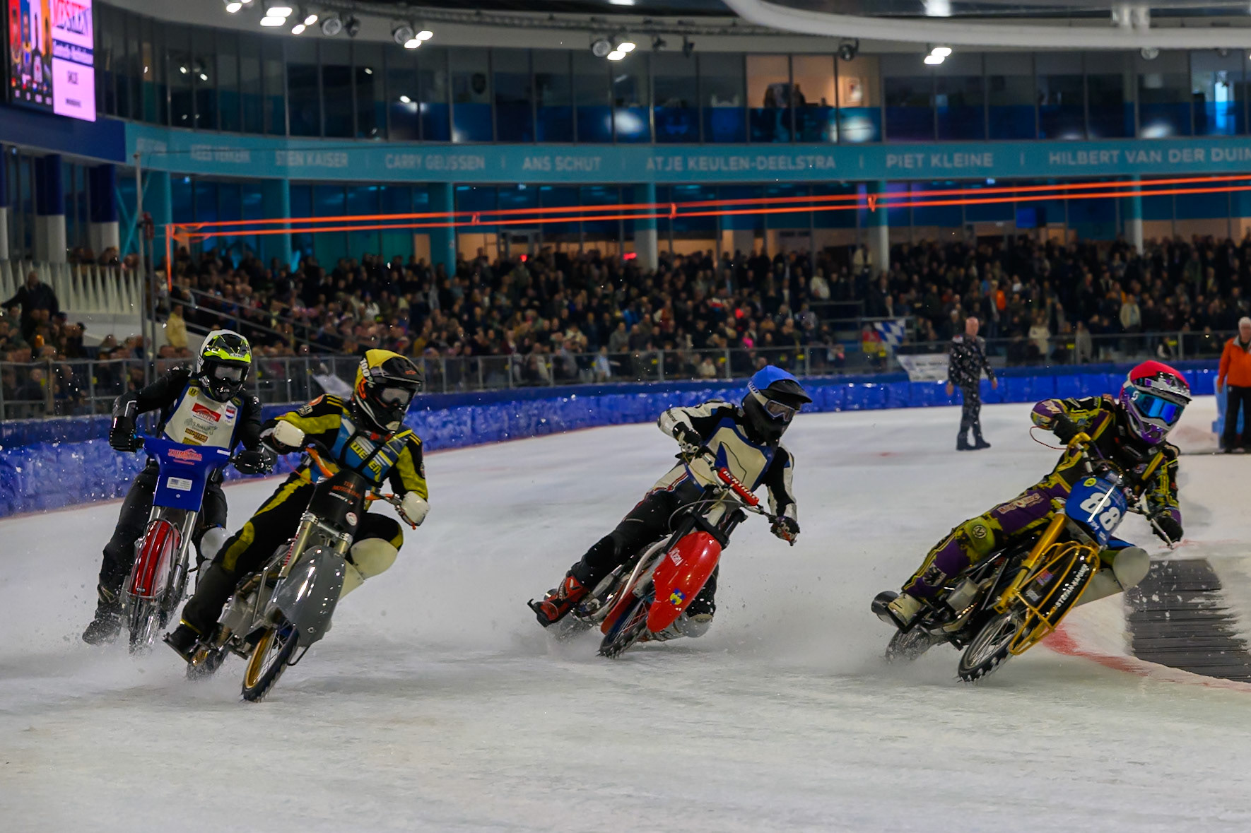 Bernhard Sanftl of Germany in Red rides inside David Lizák of Czechia  in Blue, Tobias Nordkvist of Sweden in Yellow and Aron Schokker of The Netherlands  in White during the ROELOF THIJS BOKAAL at Ice Rink Thialf, Heerenveen on Friday 10th April 2026.  (Photo: Ian Charles | MI News)