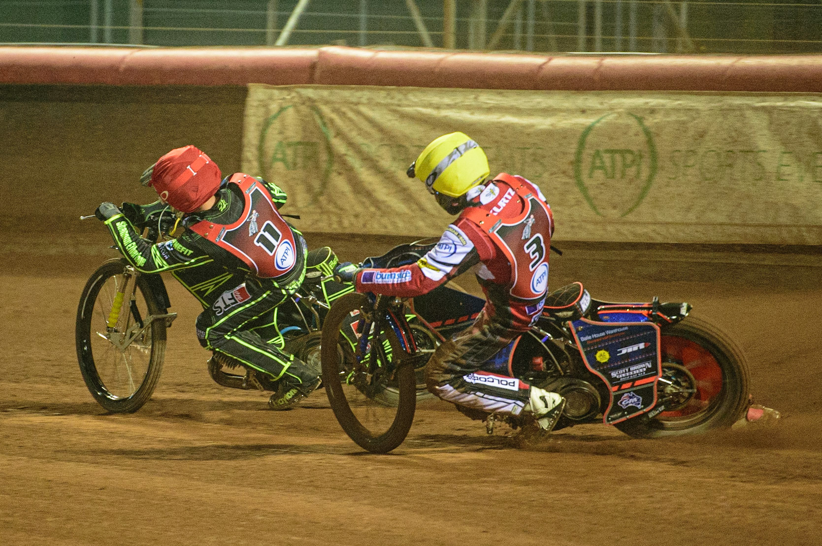 MANCHESTER, UK. MAR 21ST. Brady Kurtz (Yellow) chases Jye Etheridge  (Red) during the ATPI Peter Craven Memorial Trophy at the National Speedway Stadium, Manchester on Monday 21st March 2022. (Credit: Ian Charles | MI News)