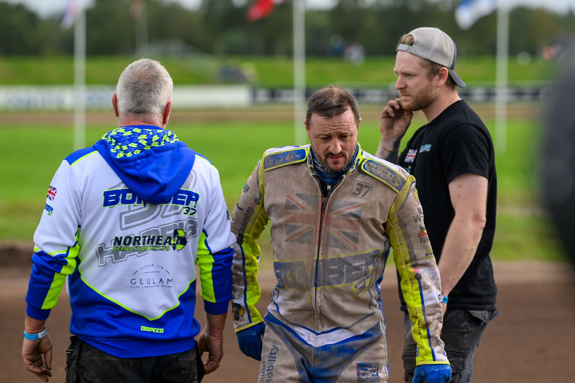 Chris Harris (37) of Great Britain after his retirement from heat 15 during the FIM Long Track World Championship Final 4, at the Speed Centre Roden, Netherlands on Sunday 21st September 2025. (Photo: Ian Charles | MI News)during the FIM Long Track World Championship Final 4, at the Speed Centre, Roden on Sunday 21st September 2025. (Photo: Ian Charles | MI News)