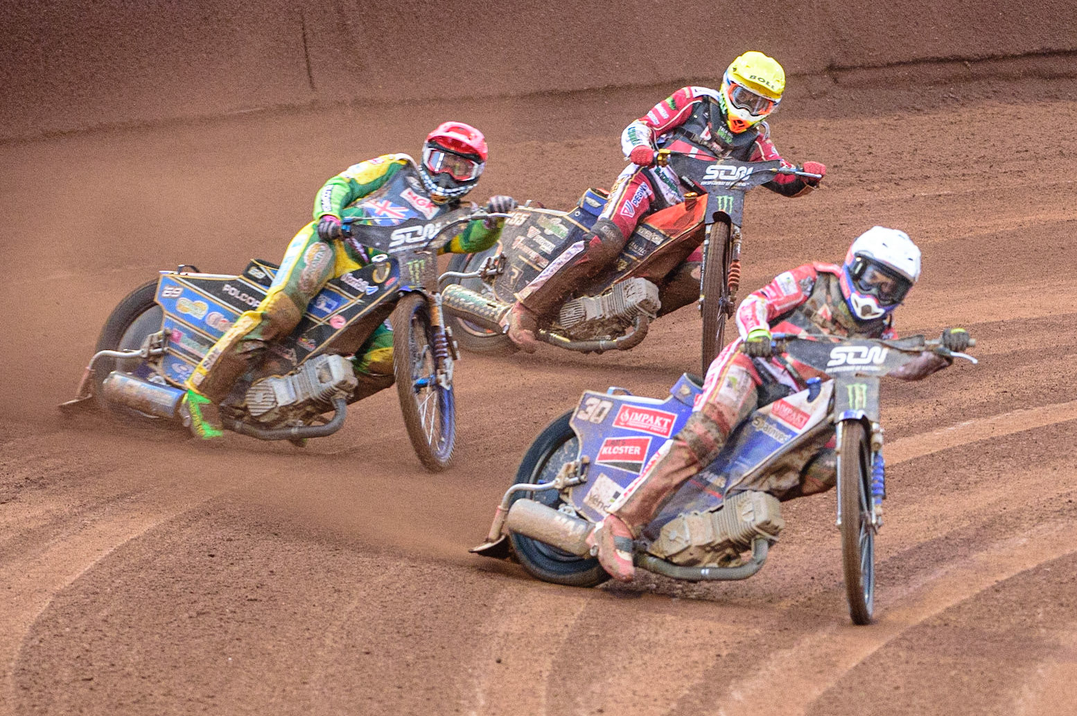 MANCHESTER, UK. OCT 17TH Leon Madsen of Denmark (White) leads Jason Doyle of Australia (Red) Mikkel Michelsen of Denmark (Yellow)during the Monster Energy FIM Speedway of Nations at the National Speedway Stadium, Manchester on Sunday  17th October 2021. (Credit: Ian Charles | MI News)