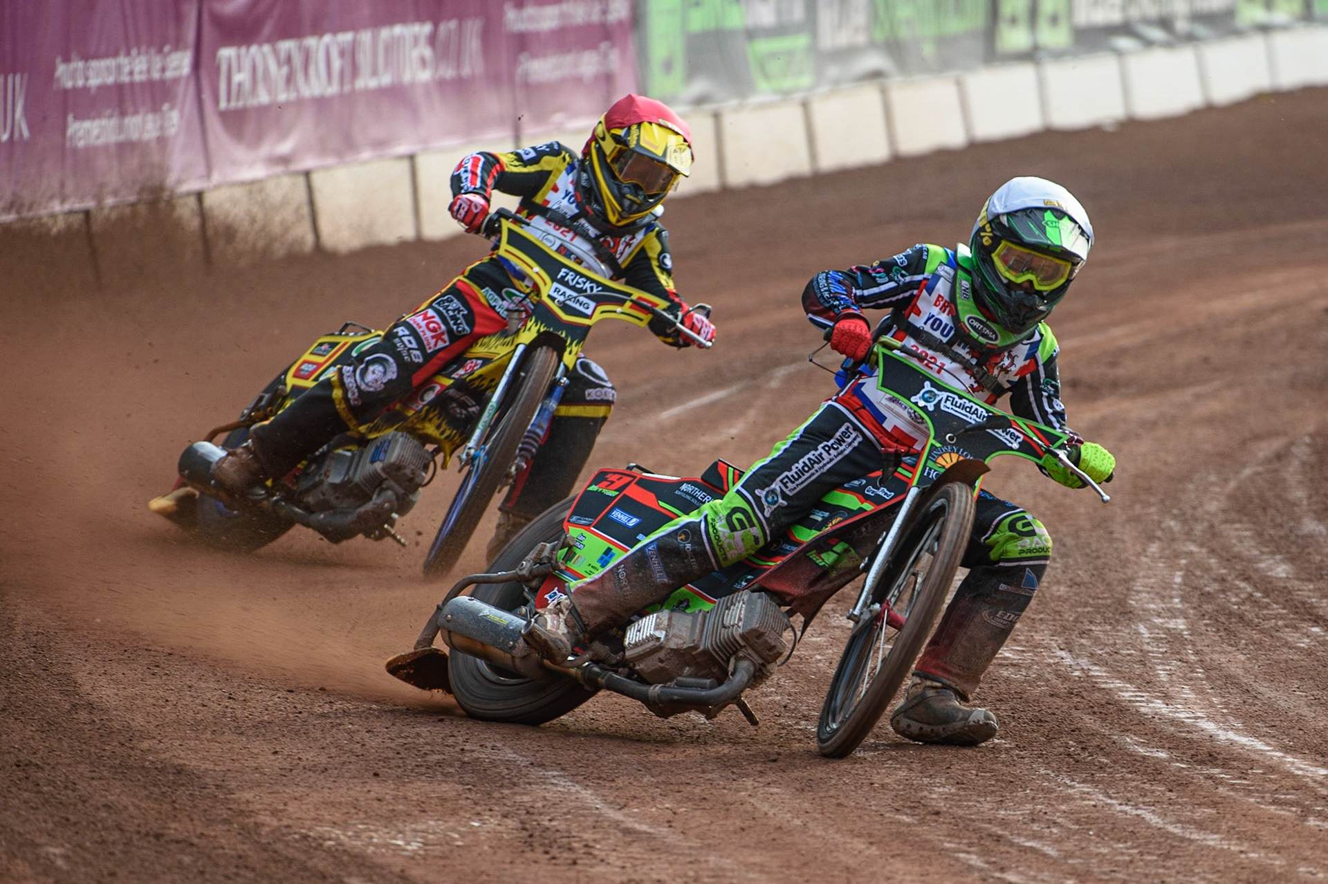 MANCHESTER, UK. MAY 28TH   Luke Harrison  (White) leads Max James (Red) during the British Junior Championship at the National Speedway Stadium, Manchester on Friday 28th May 2021. (Credit: Ian Charles | MI News)