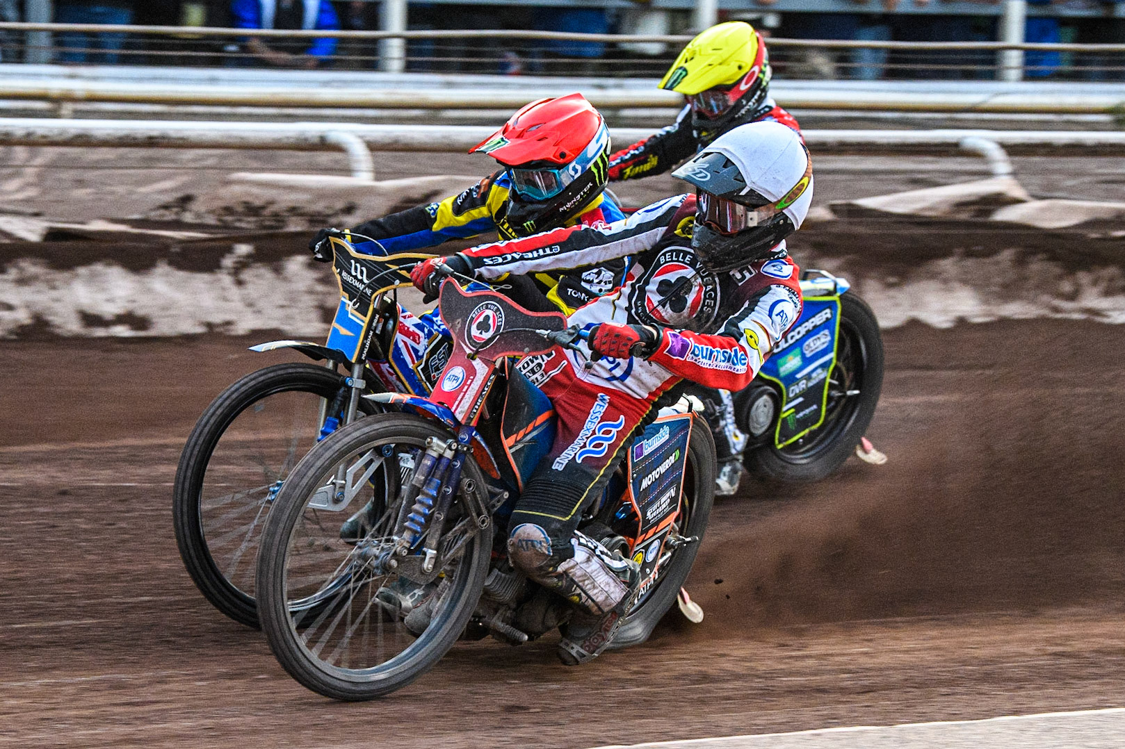 Brady Kurtz (White) inside Jack Holder (Red) with Jaimon Lidsey (Yellow) outside during the Sports Insure Premiership match between Sheffield Tigers and Belle Vue Aces at Owlerton Stadium, Sheffield on Thursday 20th July 2023. (Photo: Ian Charles | MI News)
