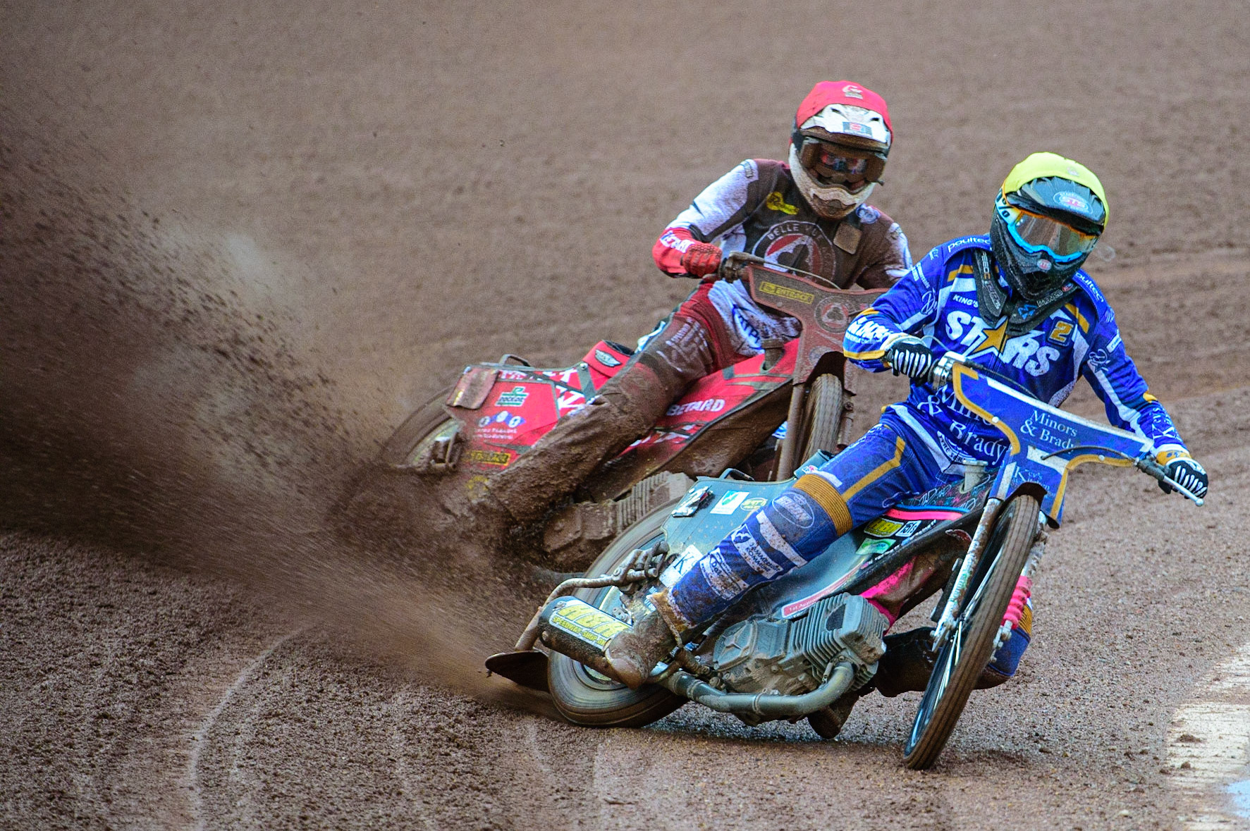MANCHESTER, UK. MAY 16TH Thomas Jorgensen  (Yellow) leads Max Fricke  (Red) during the SGB Premiership match between Belle Vue Aces and King's Lynn Stars at the National Speedway Stadium, Manchester on Monday 16th May 2022. (Credit: Ian Charles | MI News)