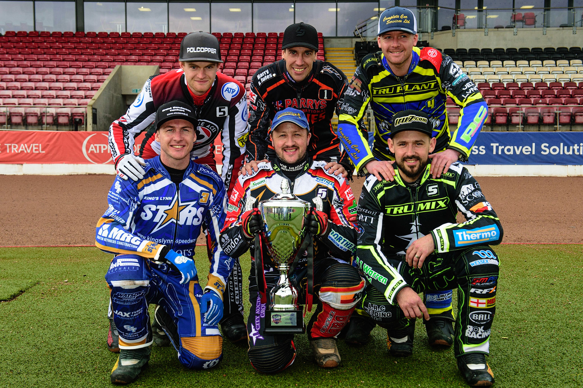 MANCHESTER, UK. APRIL 12TH: The Team Captained with the Premiership Trophy - Rear (l-r) Brady Kurtz, Sam Masters, Kyle Howarth Kneeling: Josh Pickering, Chris Harris, Danny Ing at the Discovery Networks Eurosport Speedway Season Launch at the National Speedway Stadium, Manchester on Tuesday 12th April 2022 (Credit: Ian Charles | MI News)