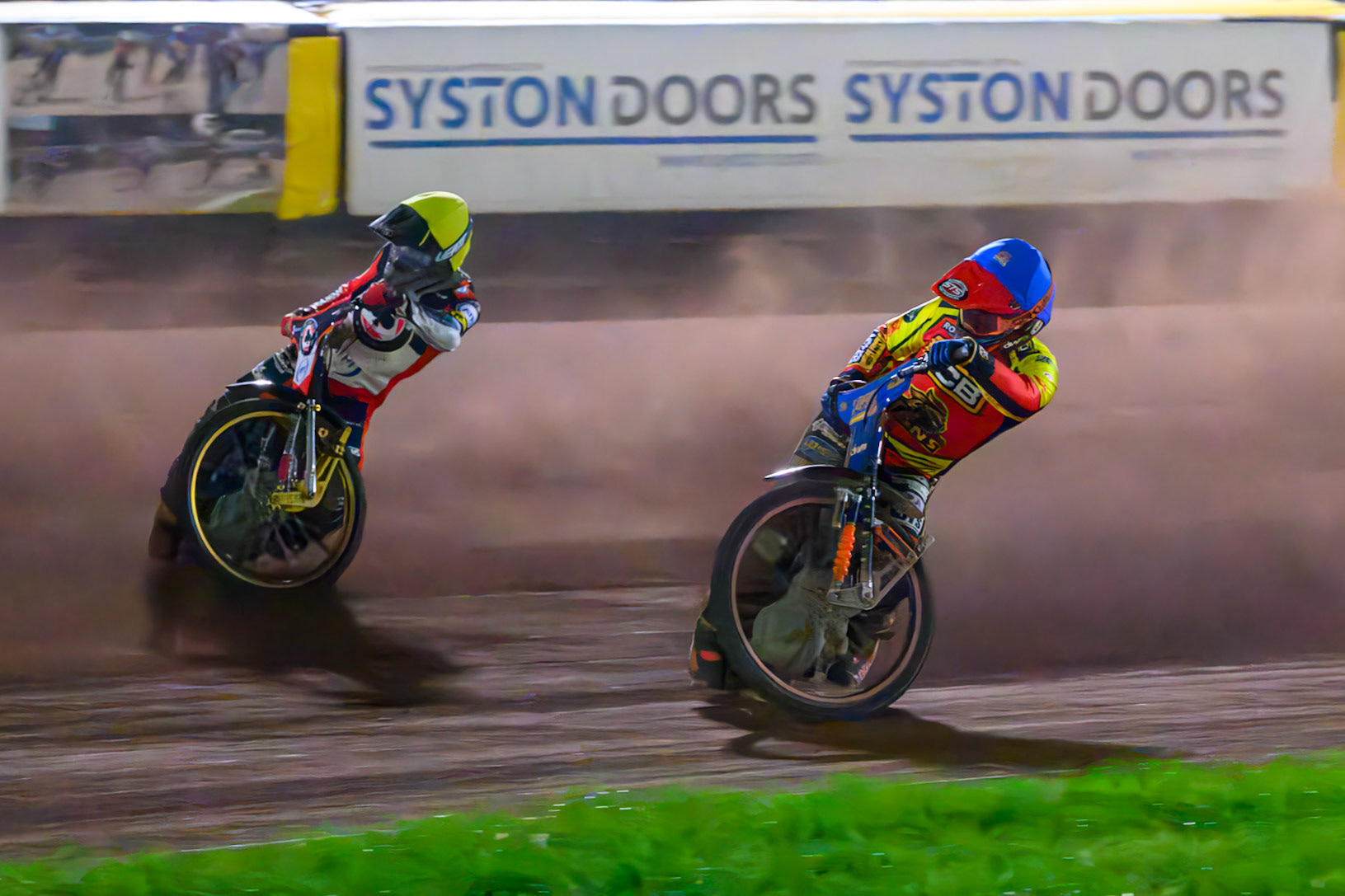 Norick Blodorn of Belle Vue Aces  in Yellow leading Jordan Jenkins, Guest Rider for Leicester Lions in Blue during the Rowe Motor Oil Premiership match between Leicester Lions and Belle Vue Aces at the Hydroscan Arena, Leicester on Monday 7th September 2026. (Photo: Ian Charles | MI News)