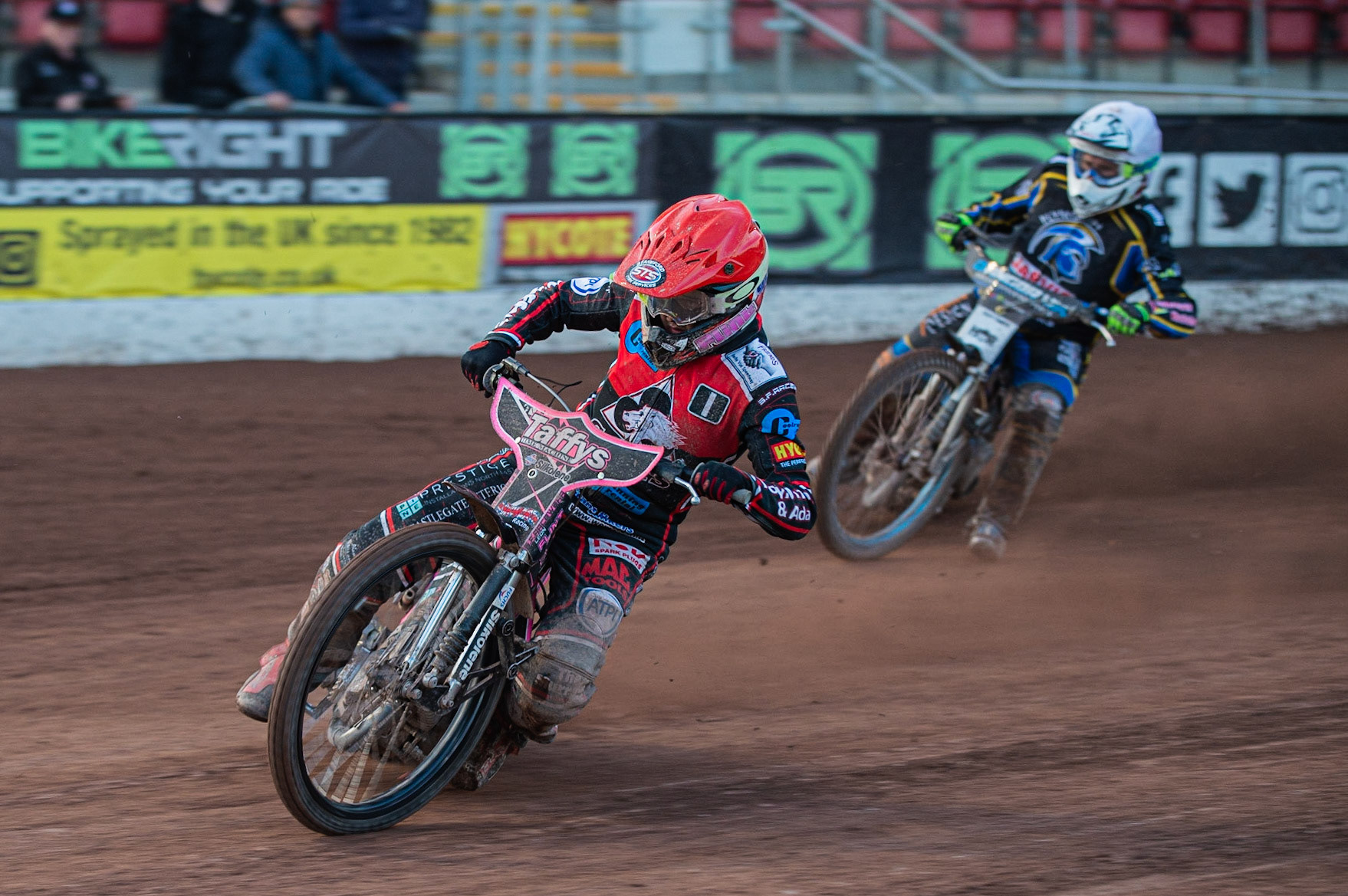 Photo: Ian Charles

Leon Flint  (Red) leads Scott Campos  (White)

Belle Vue Colts v Plymouth Gladiators National League, Belle Vue National Speedway Stadium, Manchester, Thursday 23  May  2019