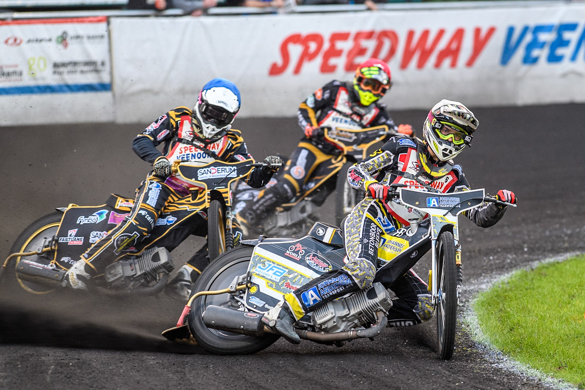 Mika Meijer of The Netherlands in White leading Victor Larsen of Denmark in Blue and Rene van Weele of The Netherlands in Red during the Golden JOPA Helmet at Sportpark Veenoord, Veenoord, Netherlands on Saturday 21st September 2024. (Photo: Ian Charles | MI News)