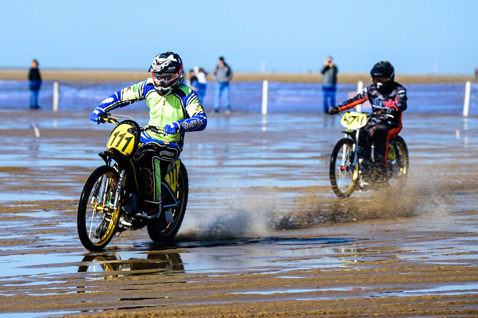 Richie Worrall (111) leads Jack Roberts (474) during the Fylde ACU British Sand Racing Masters Championship on  Sunday 2nd October 2022. (Credit: Ian Charles | MI News)