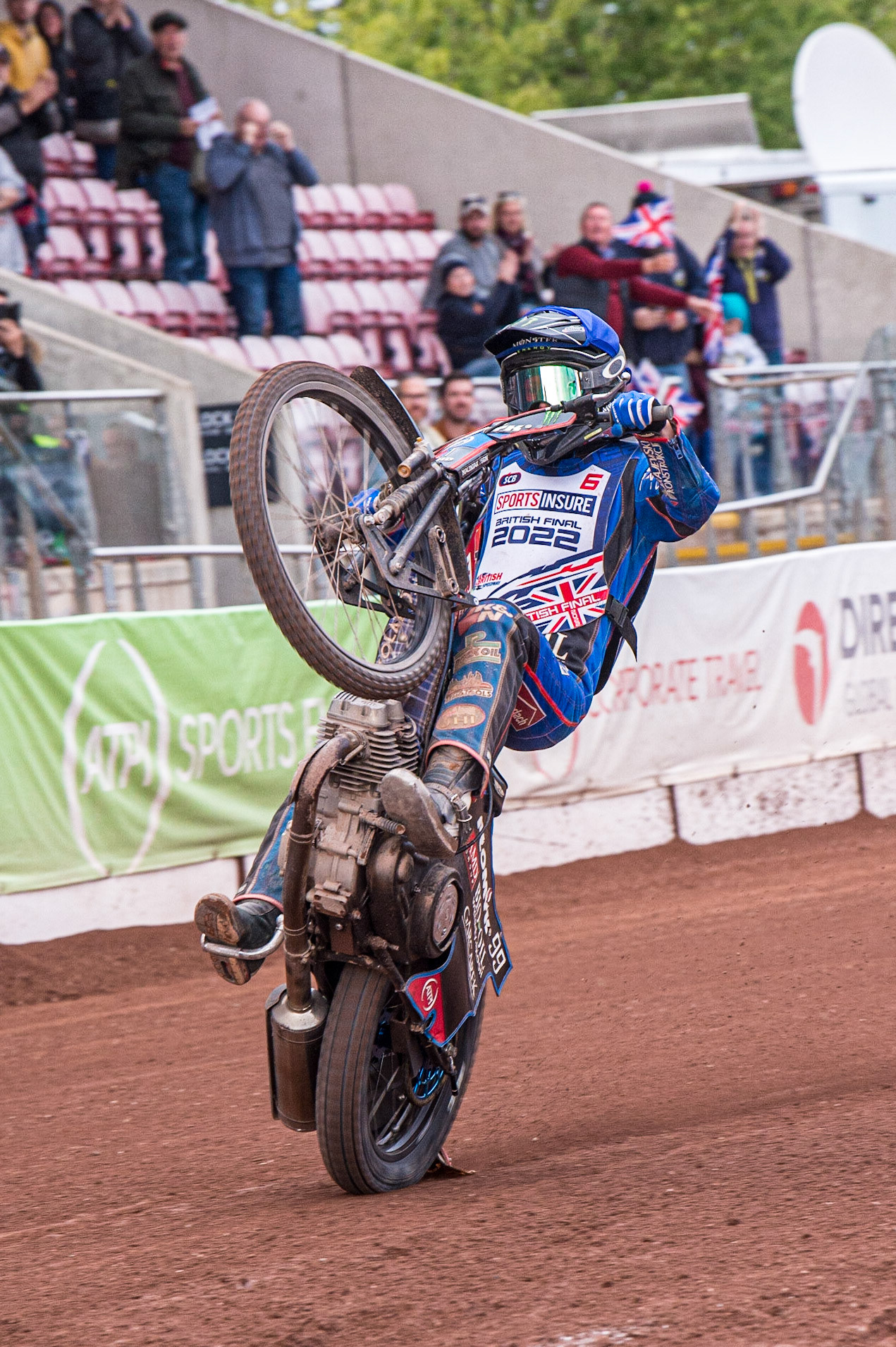 Dan Bewley  celebrates being British Champion with a wheelie during the Sports Insure British Speedway Final, at the National Speedway Stadium, Manchester, on Sunday 18th September 2022. (Credit: Ian Charles | MI News )