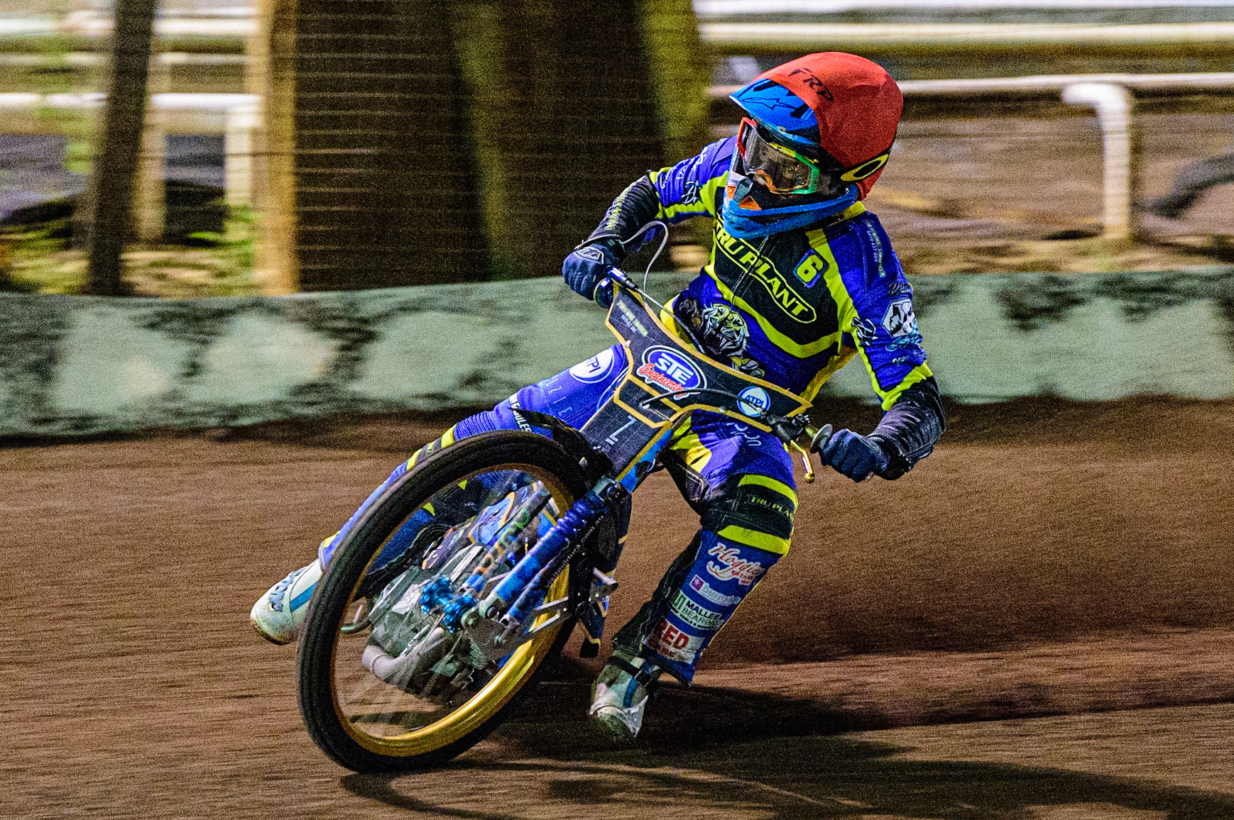 Justin Sedgmen  in action  for Sheffield TruPlant Tigers during the SGB Premiership match between Sheffield Tigers and Belle Vue Aces at Owlerton Stadium, Sheffield on Thursday 22nd September 2022. (Credit: Ian Charles | MI News)