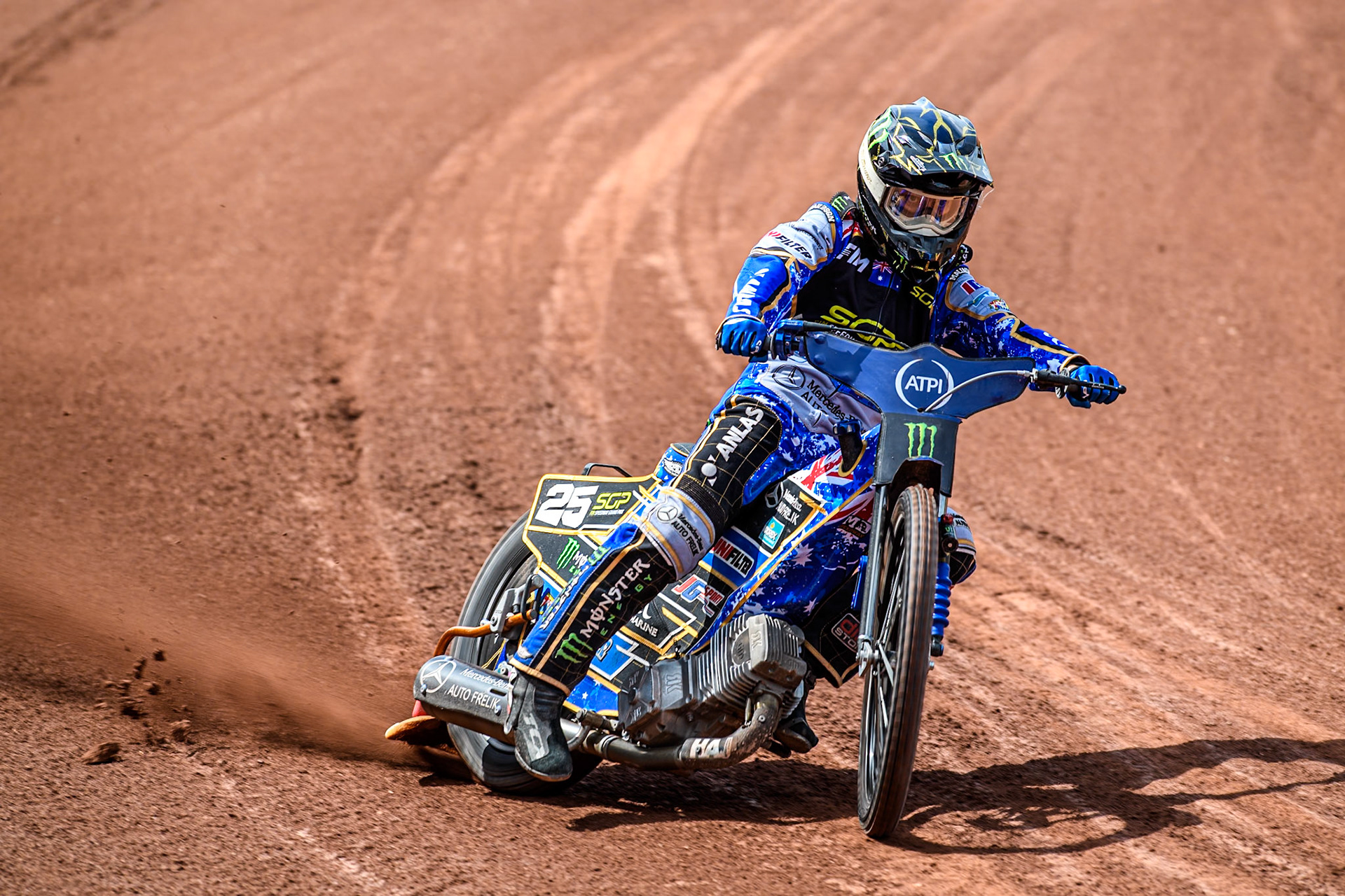 Jack Holder (25) of Australia in practice during the ATPI FIM Speedway Grand Prix Round 4 at the National Speedway Stadium, Manchester, on Friday 6th June 2025. (Photo: Ian Charles | MI News)