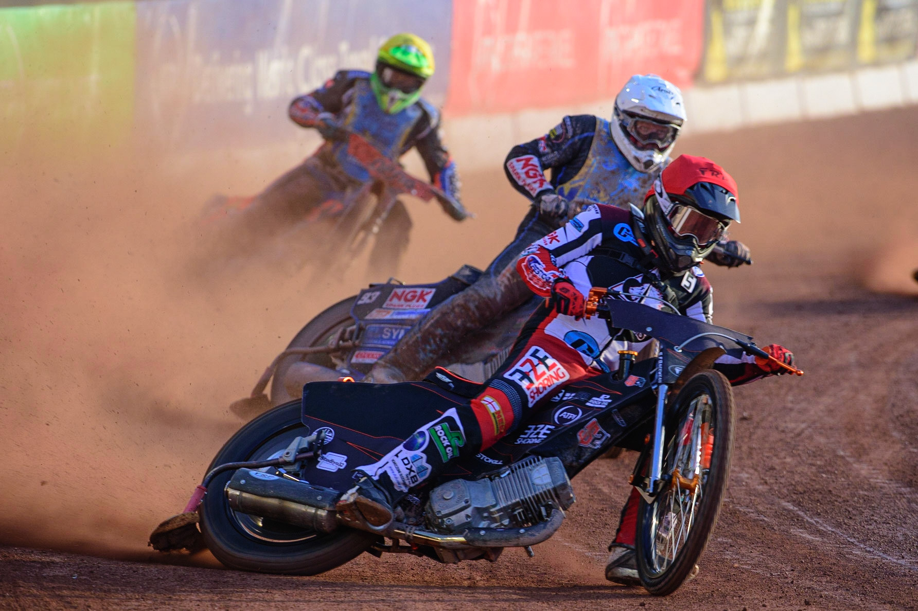 MANCHESTER, UK. MAY 27TH Jack Smith  (Red) leads Tom Woolley  (White) and Josh Embleton  (Yellow) during the National Development League match between Belle Vue Colts and Armadale Devils at the National Speedway Stadium, Manchester on Friday 27th May 2022. (Credit: Ian Charles | MI News)