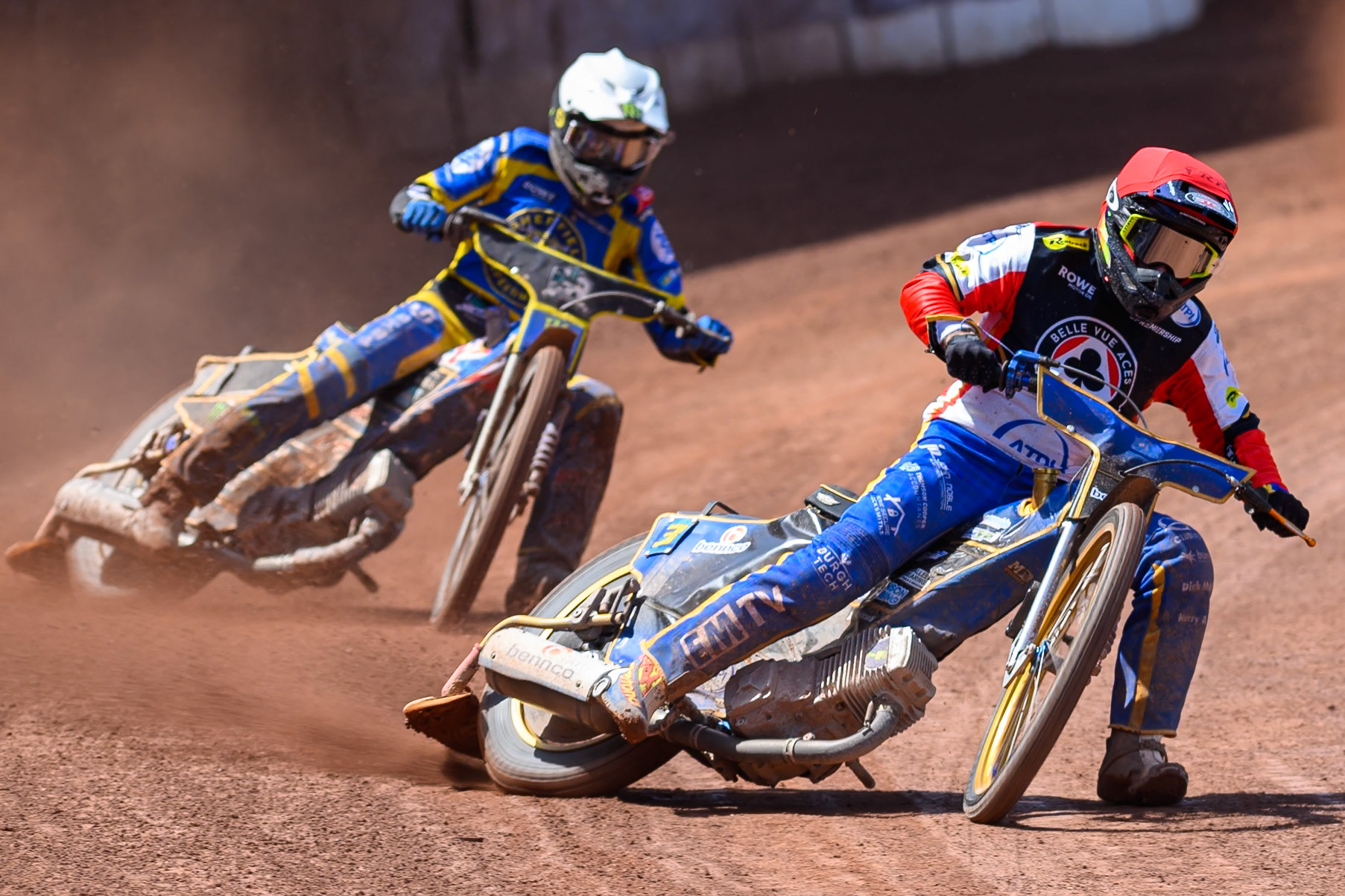 Justin Sedgman, Guest Rider for Belle Vue Aces in Red leading Jack Holder of Sheffield Tigers in White during the Rowe Motor Oil Premiership match between Belle Vue Aces and Sheffield Tigers at the National Speedway Stadium, Manchester on Monday 25th May 2026. (Photo: Ian Charles | MI News)